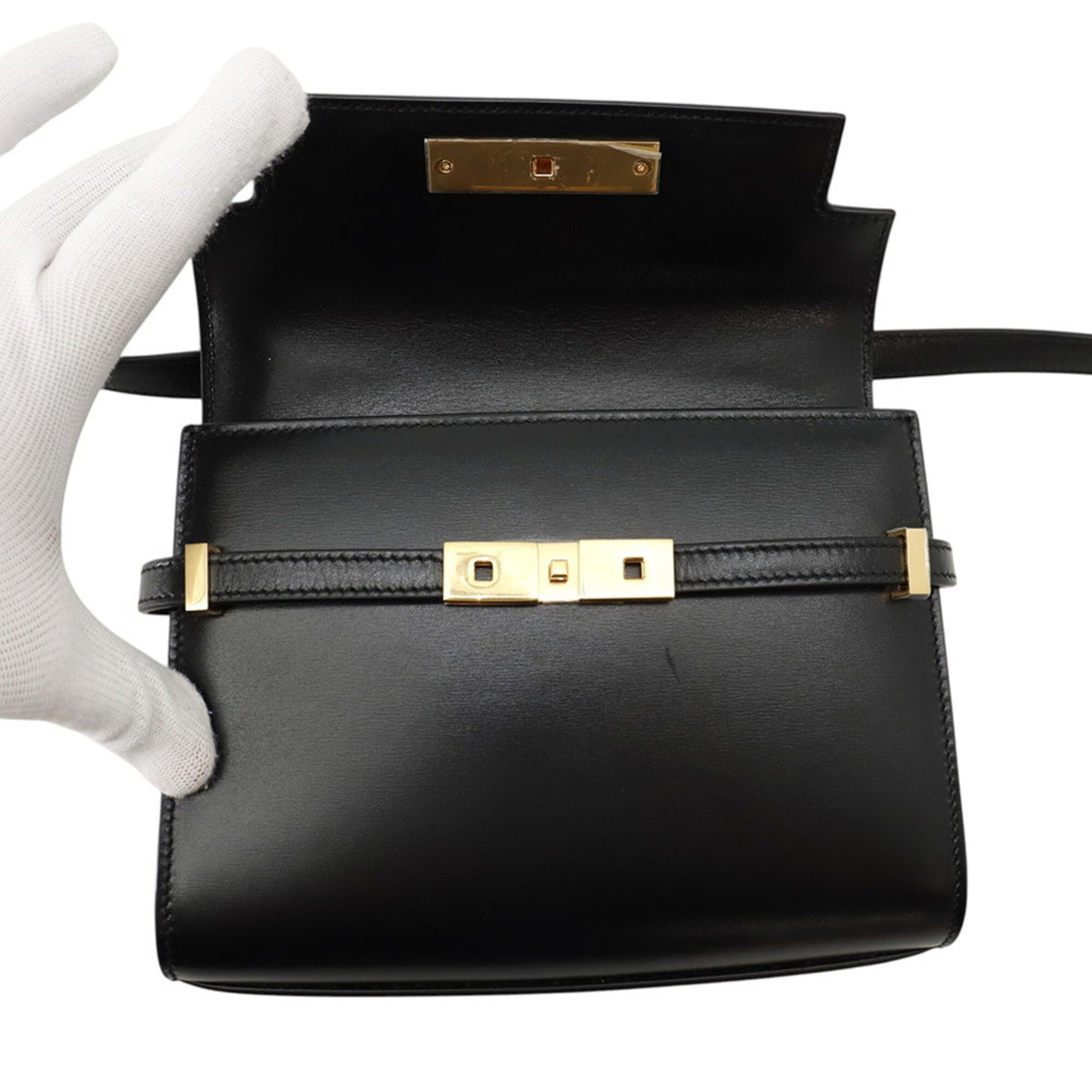 Yves Saint Laurent Black Leather Shoulder Bag (Pre-Owned)