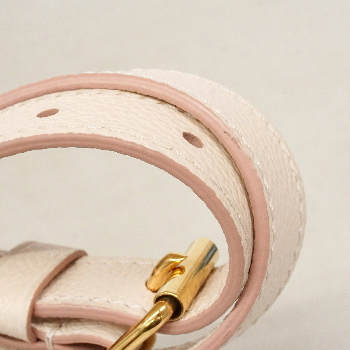 Louis Vuitton Peach White Tote Bag (Pre-Owned)