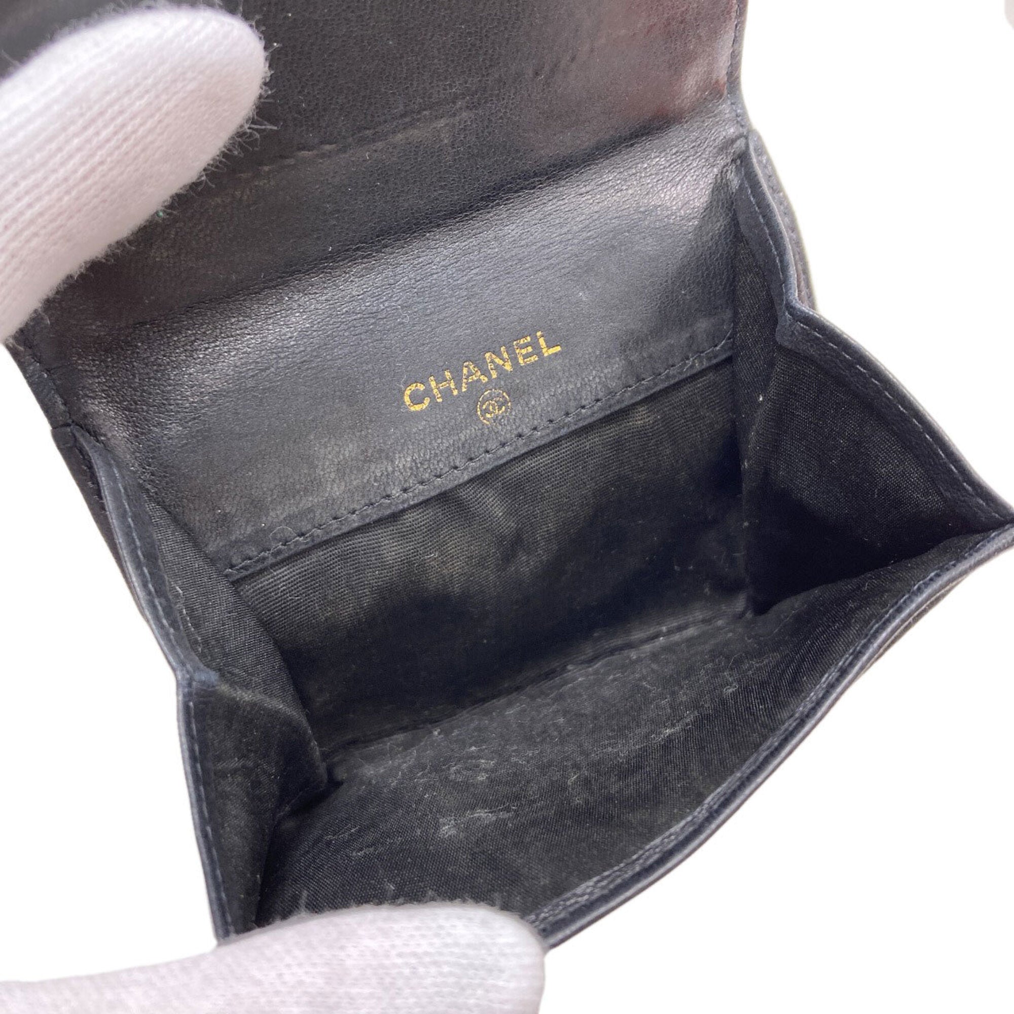 Chanel Black Leather (Pre-Owned)