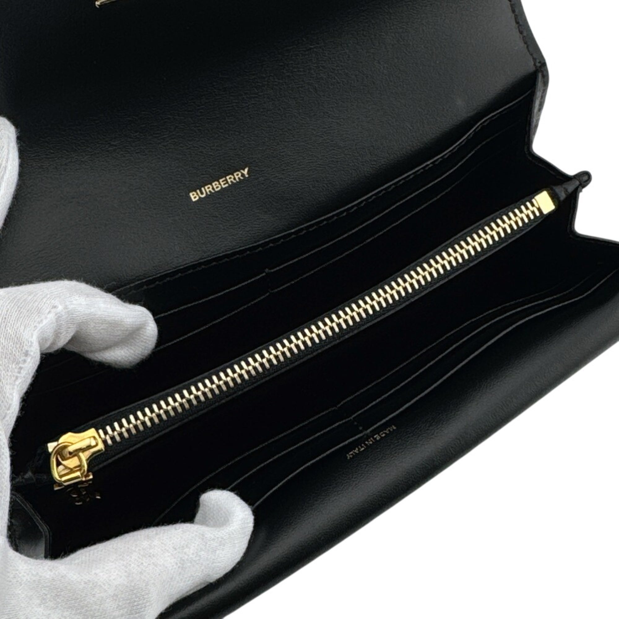 Burberry Black Leather Long Wallet (Bi-Fold) (Pre-Owned)