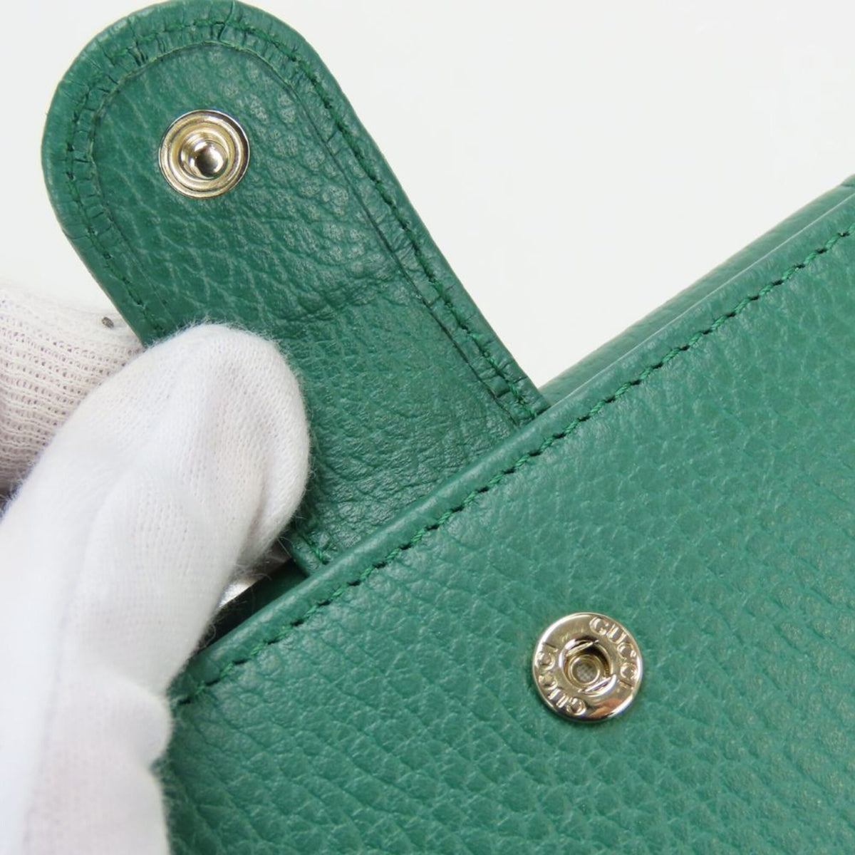 Gucci Green Leather Wallet (Bi-Fold) (Pre-Owned)