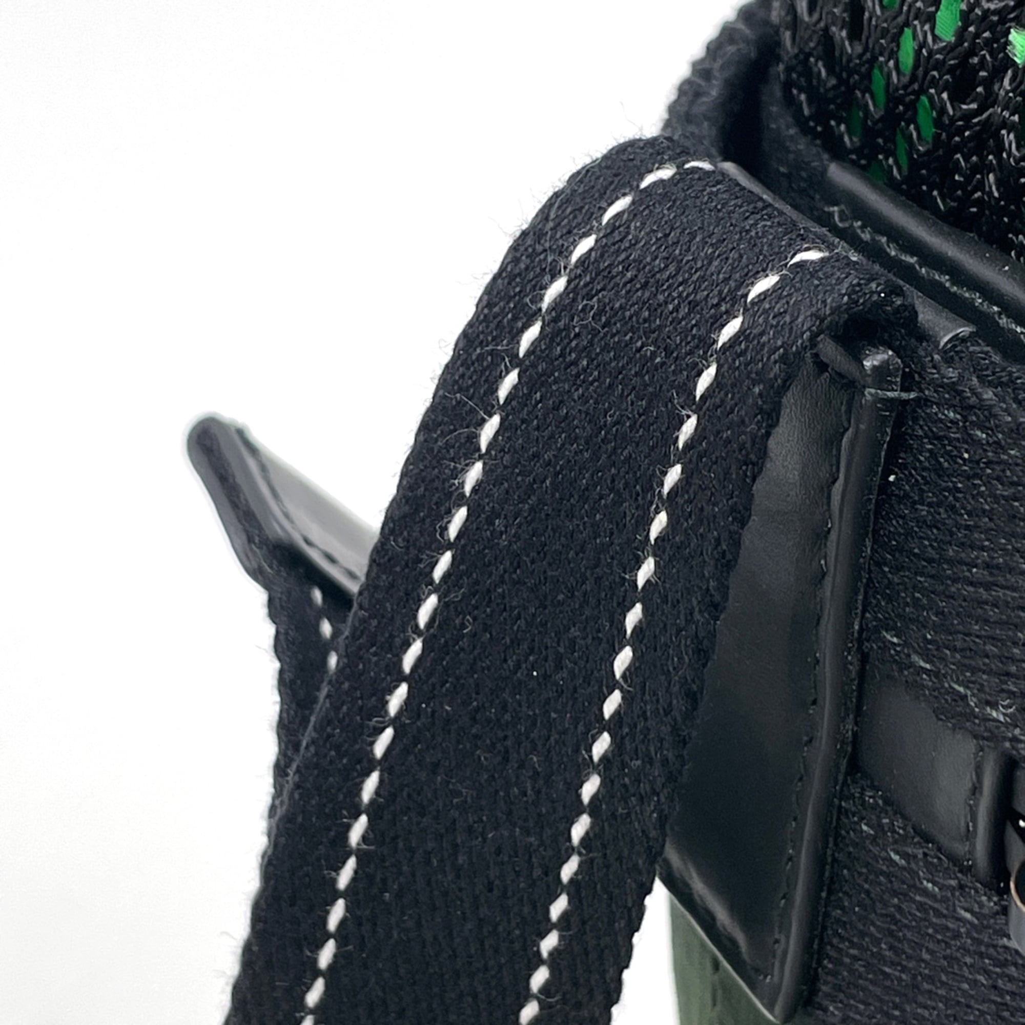 Bottega Veneta Black Green Nylon Messenger Bag (Pre-Owned)