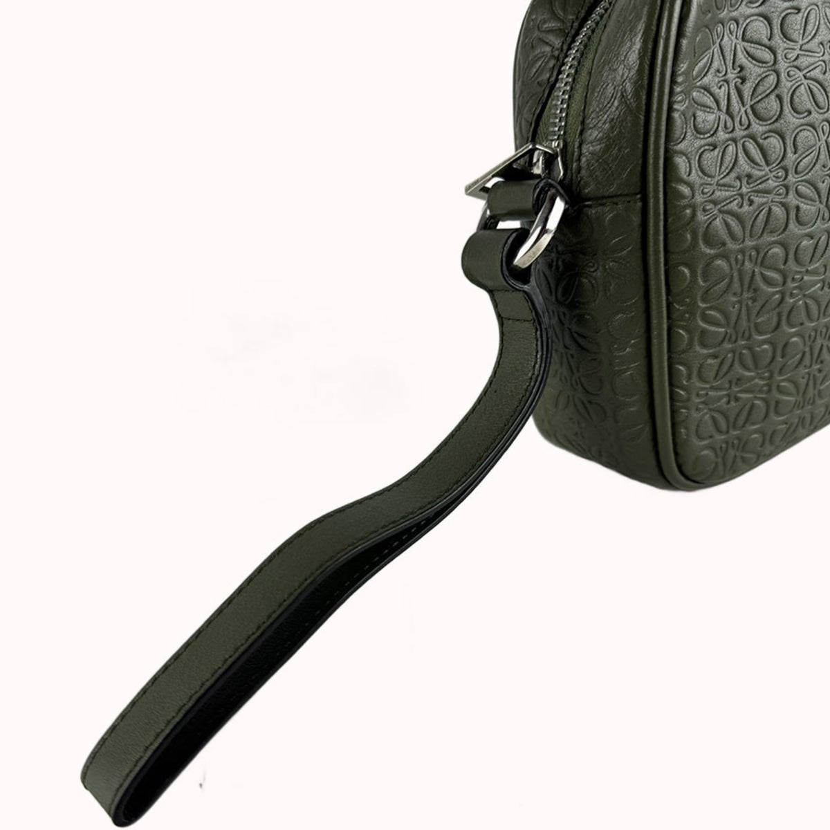 Loewe Khaki Leather Clutch Bag (Pre-Owned)