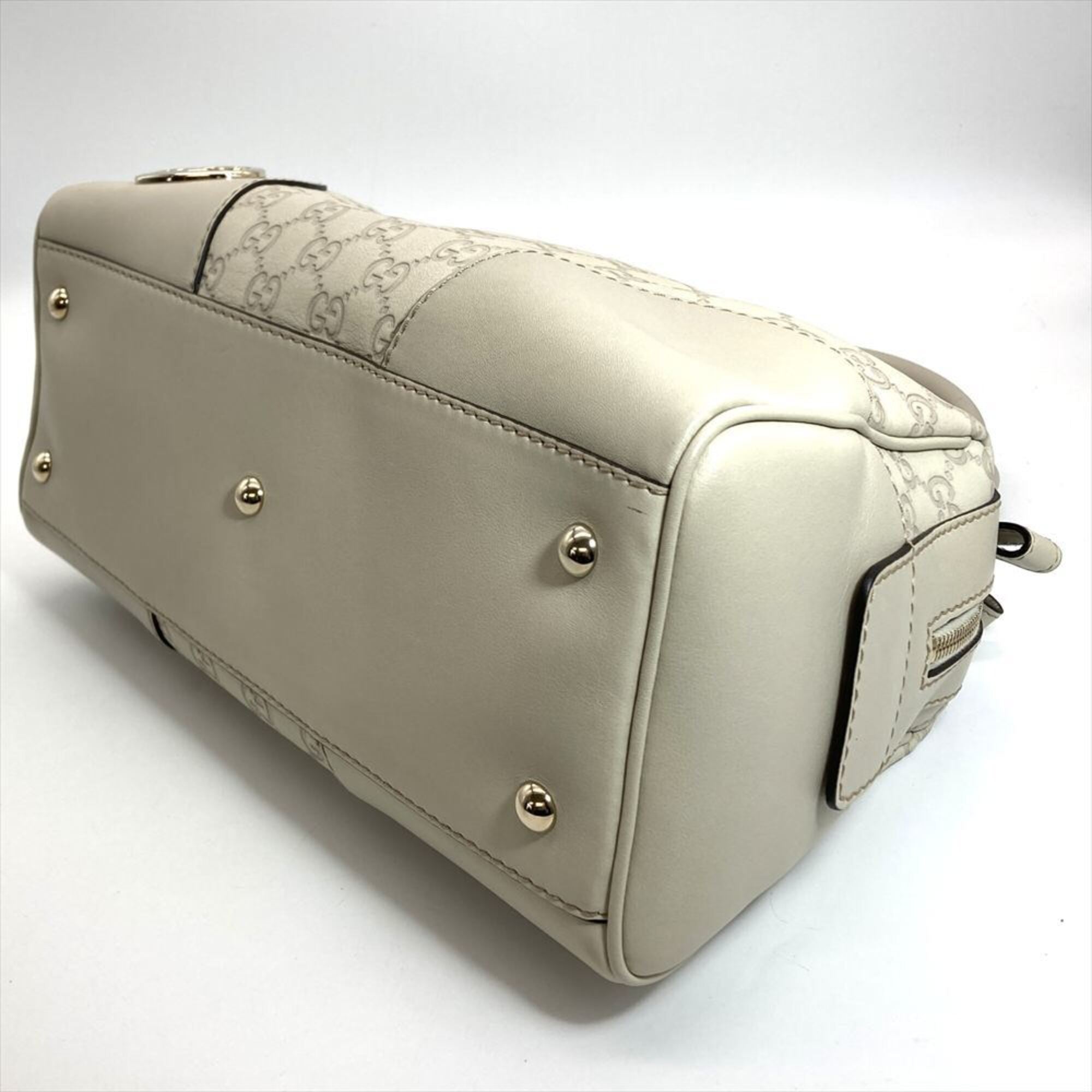 Gucci Beige Gg Leather Boston Bag Handbag (Pre-Owned)