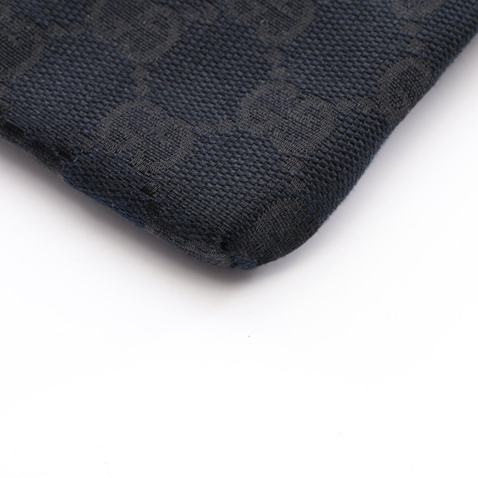 Gucci Black Canvas Leather Fanny Pack Handbag (Pre-Owned)