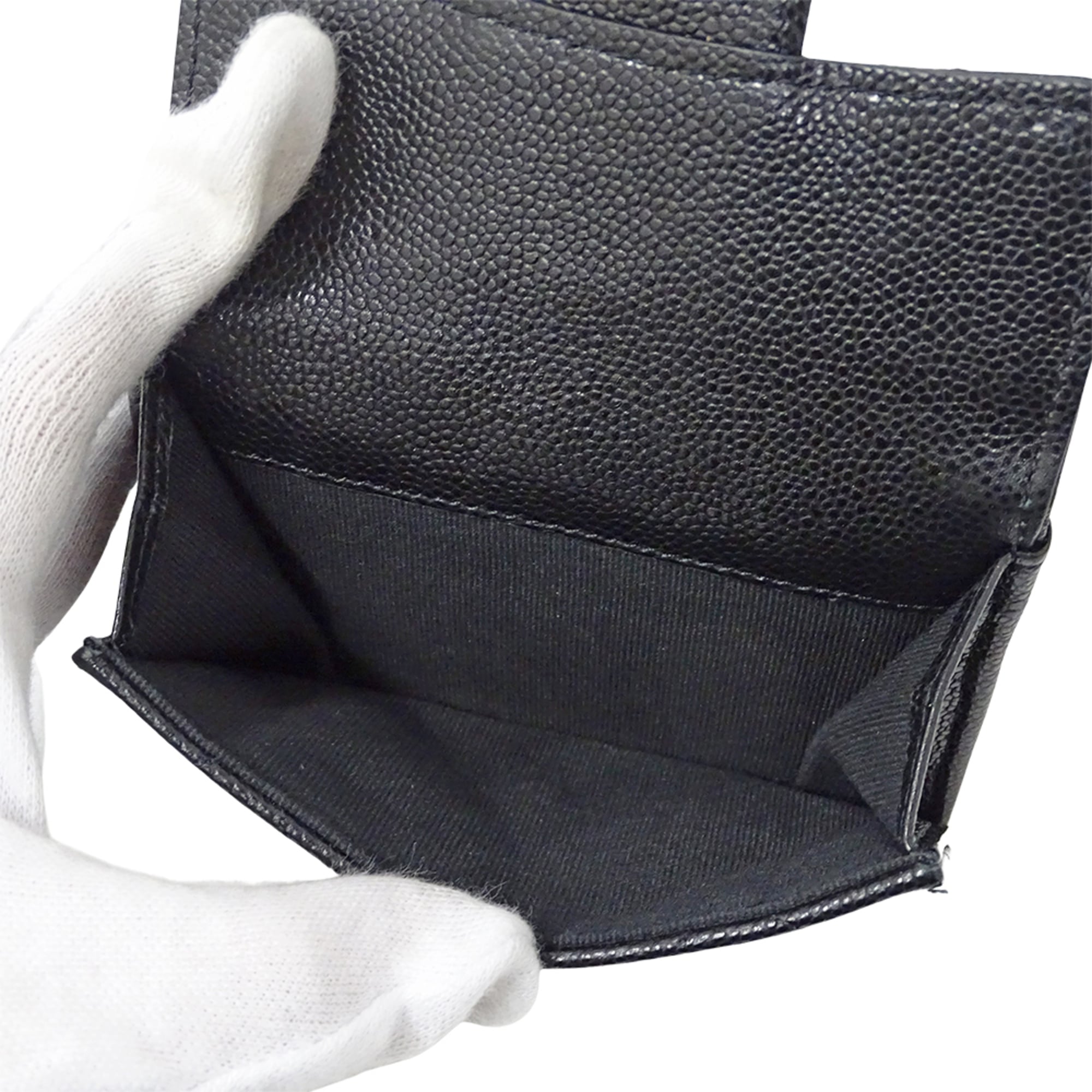 Chanel Black Grained Calfskin Wallet (Tri-Fold) (Pre-Owned)