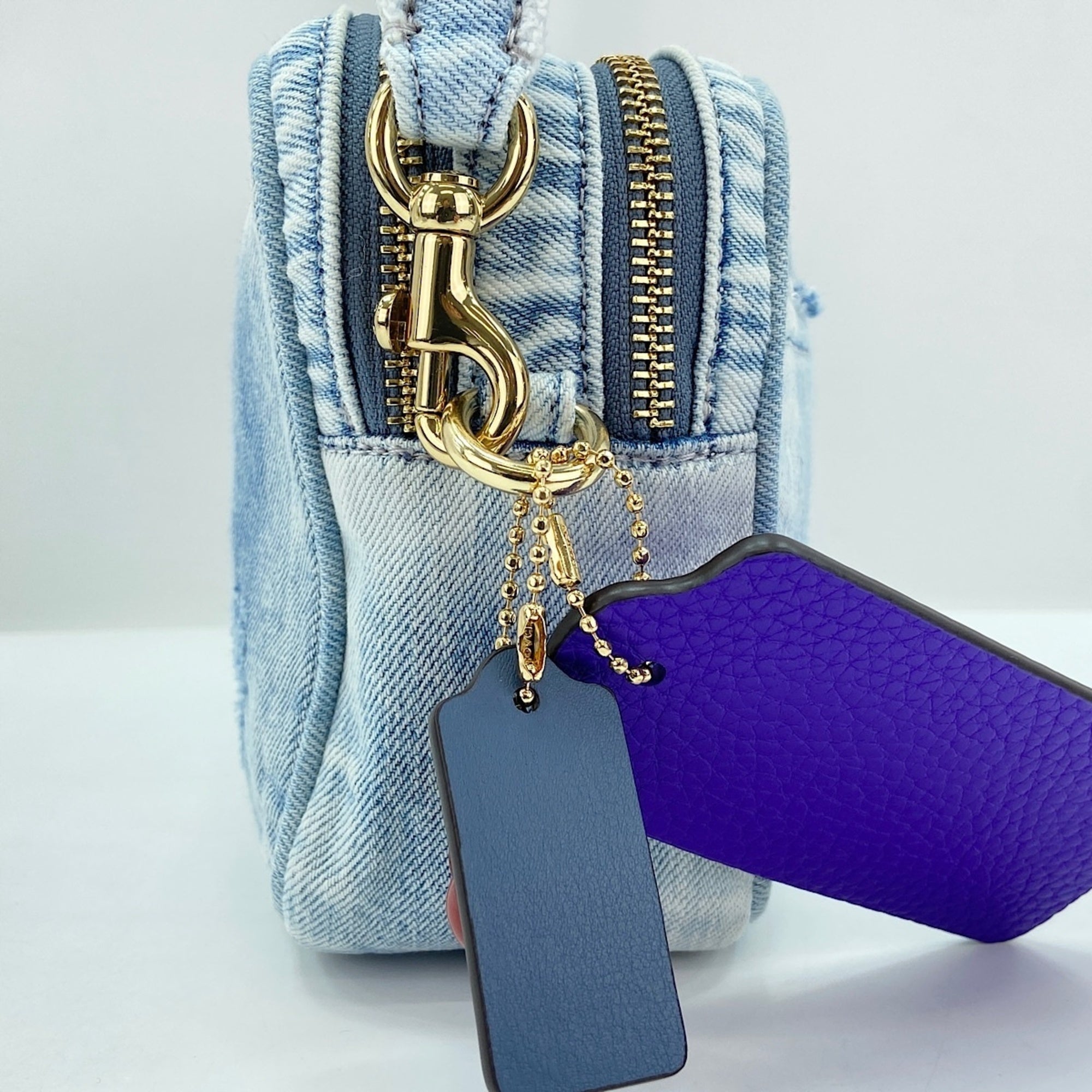 Coach Blue Shoulder Bag (Pre-Owned)