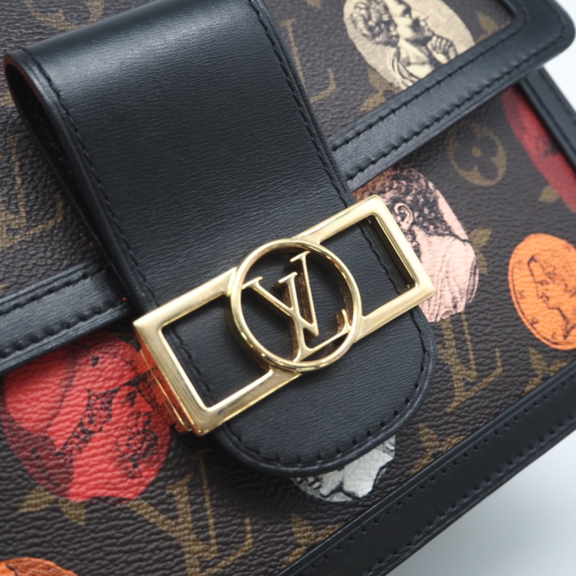 Louis Vuitton Multi-Color Coated Canvas Leather Shoulder Bag (Pre-Owned)
