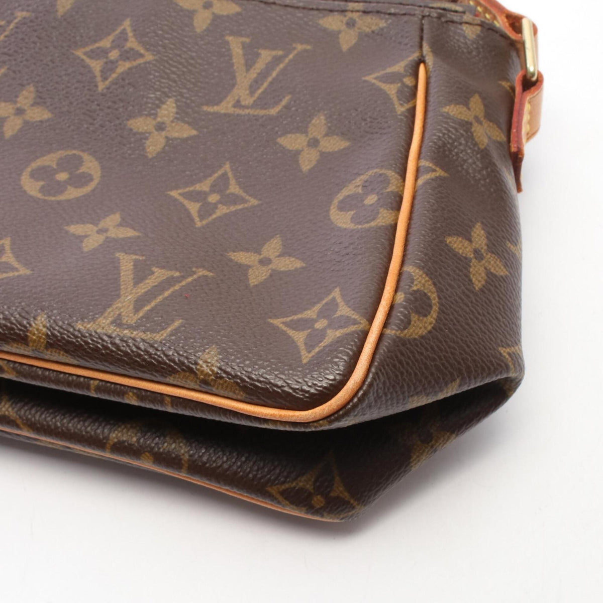 Louis Vuitton Brown Monogram Coated Canvas Leather Handbag Shoulder Bag (Pre-Owned)