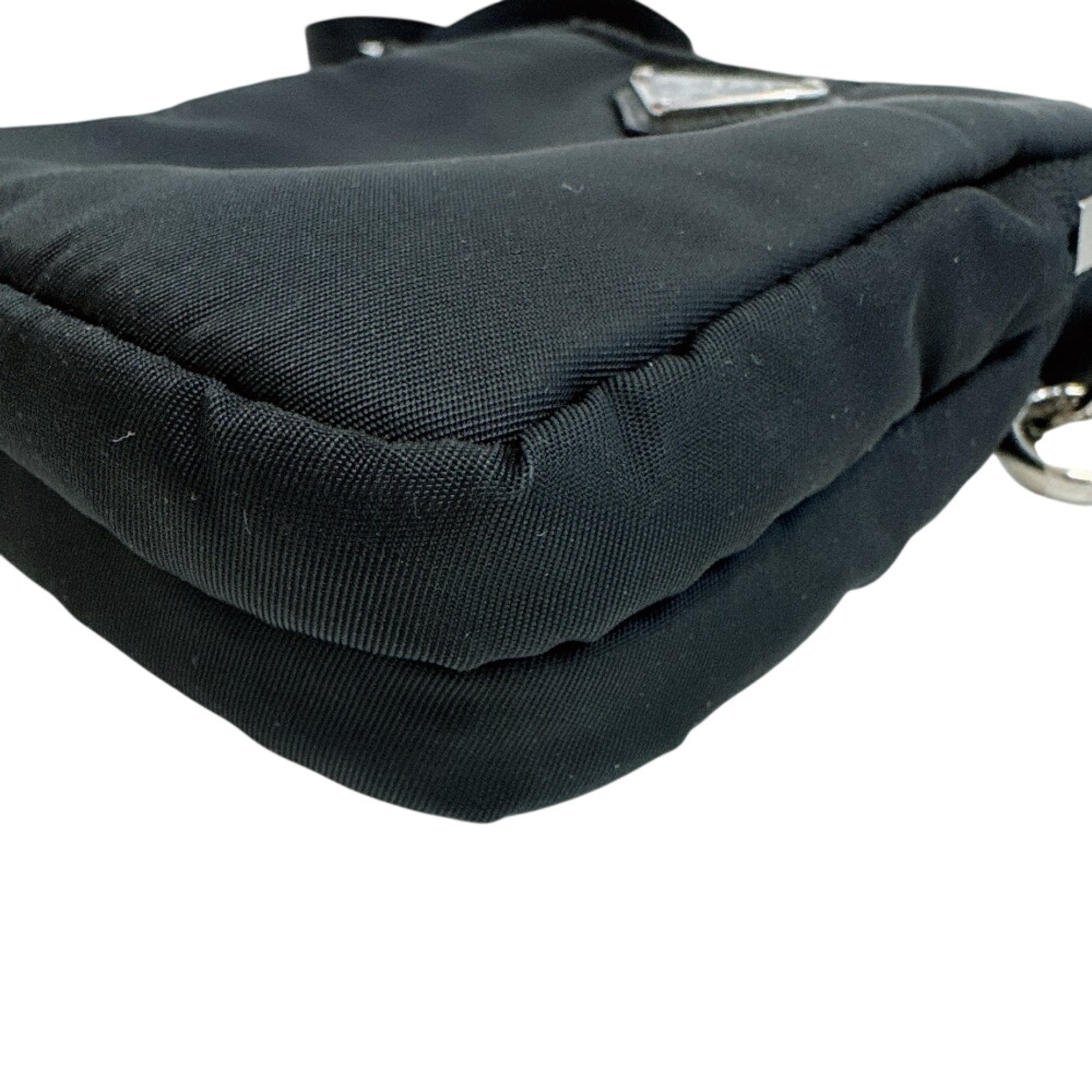 Prada Black Nylon Shoulder Bag (Pre-Owned)