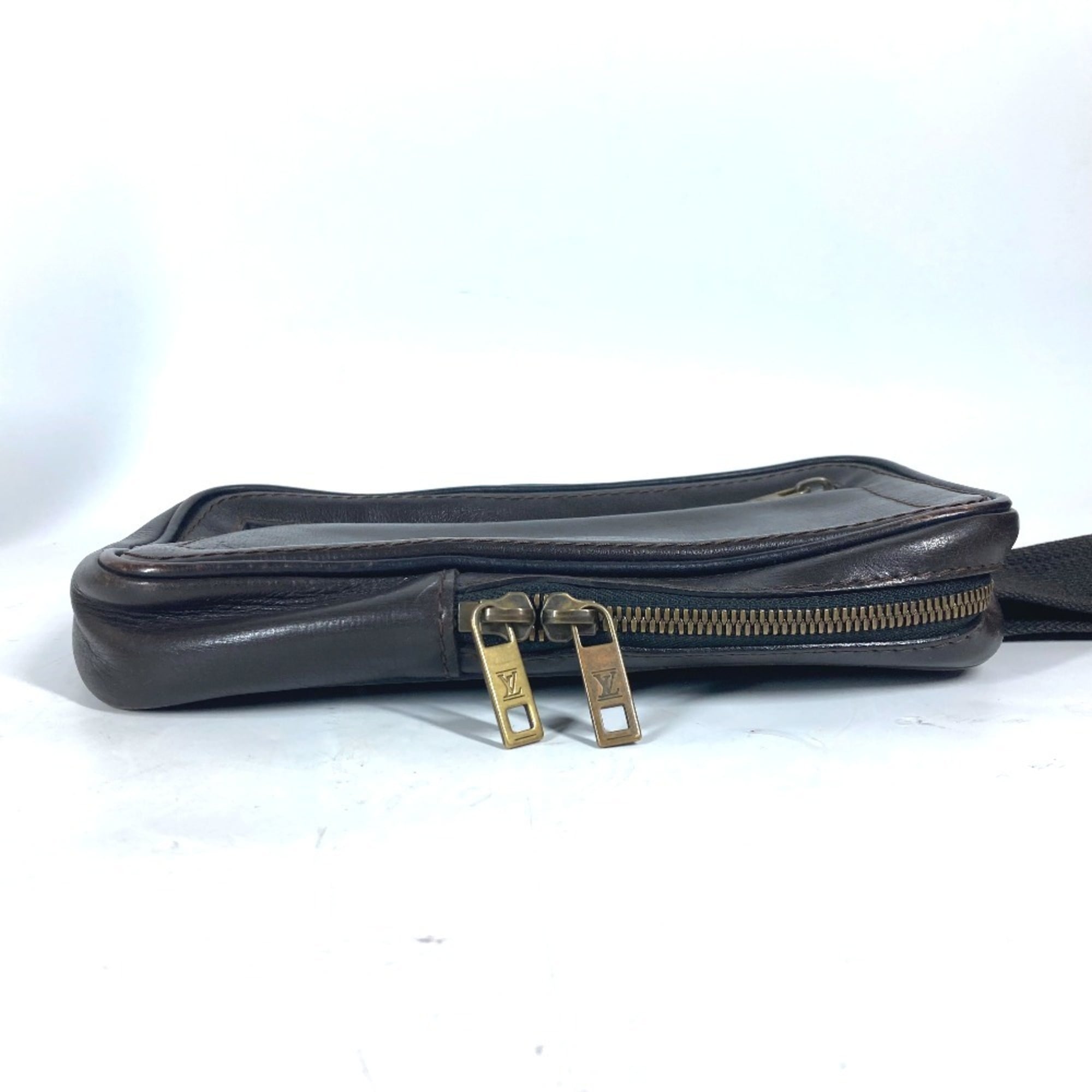 Louis Vuitton Brown Coffee Utah Leather Handbag Sling Bag (Pre-Owned)