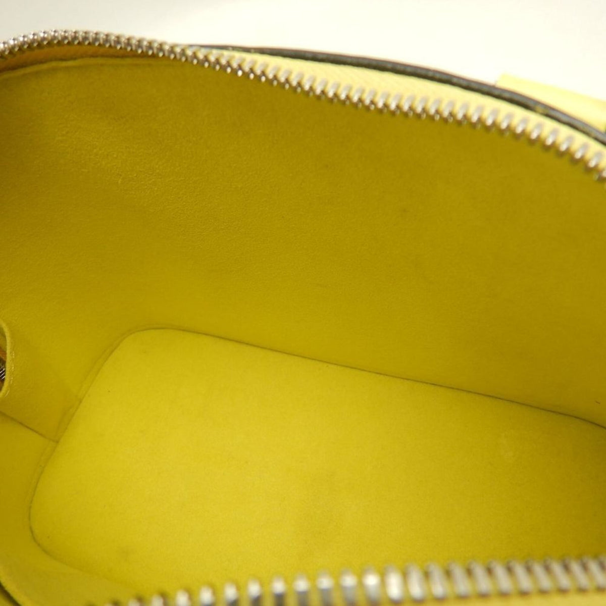 Louis Vuitton Epi Silver Epi Leather Handbag (Pre-Owned)