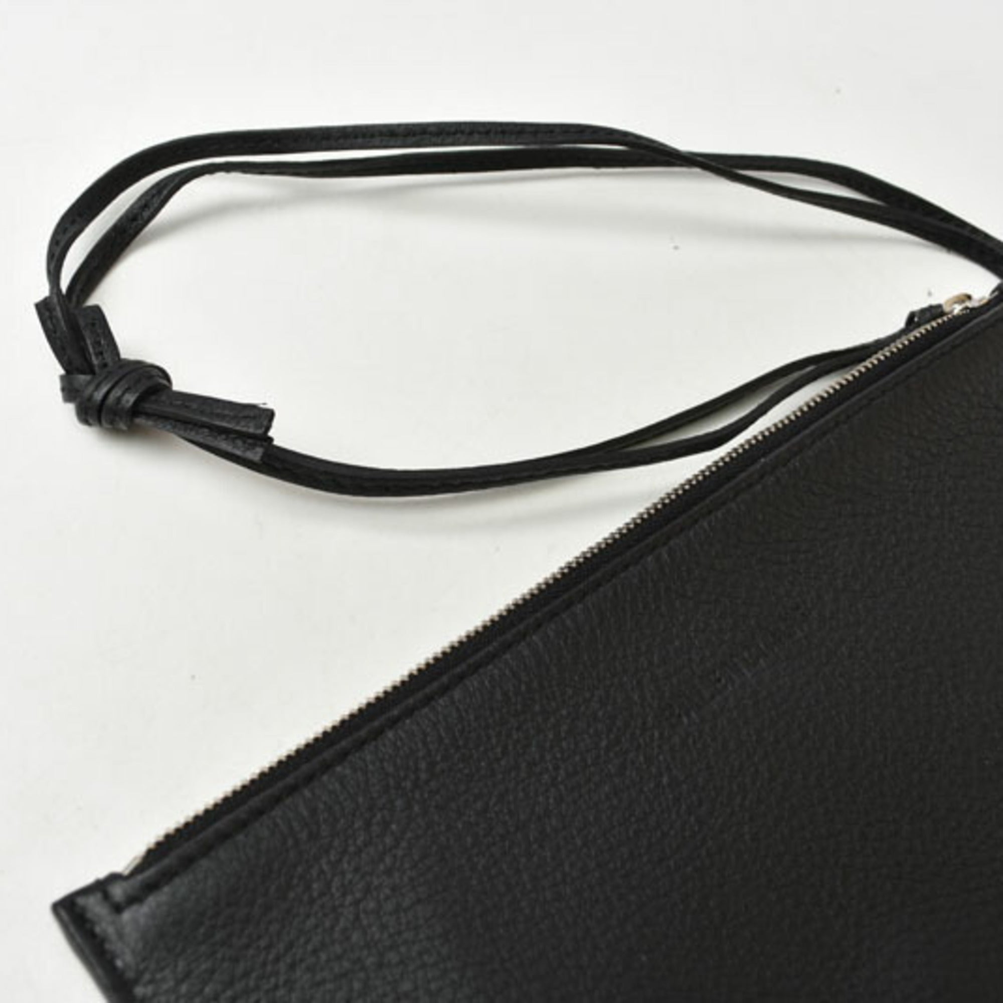 Balenciaga Black Leather Pouch (Pre-Owned)