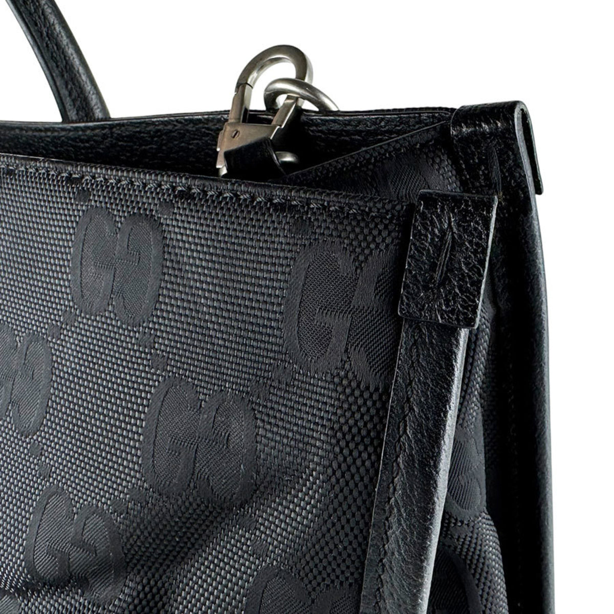 Gucci Black Nylon Leather Handbag Shoulder Bag (Pre-Owned)
