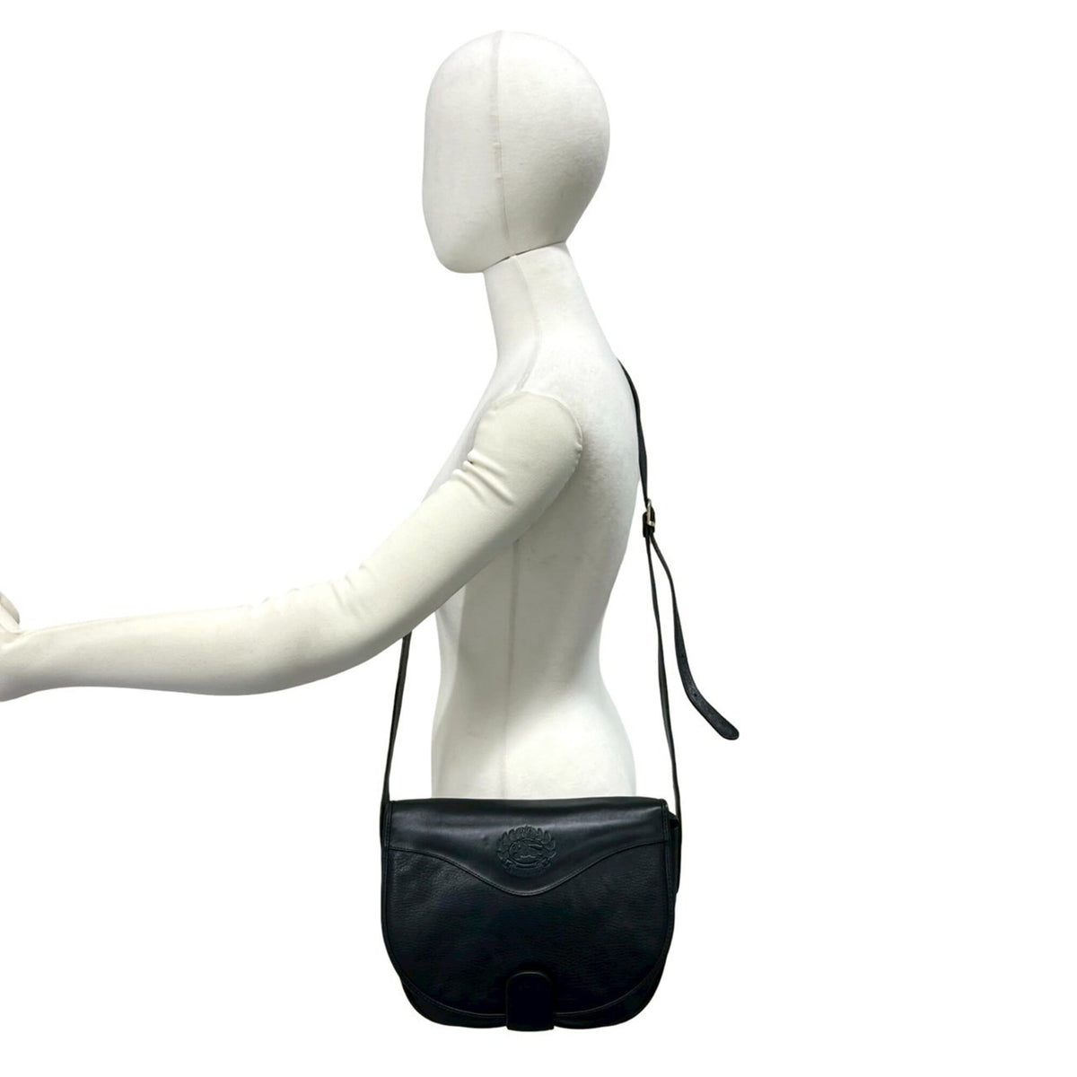 Burberry Black Leather Shoulder Bag (Pre-Owned)