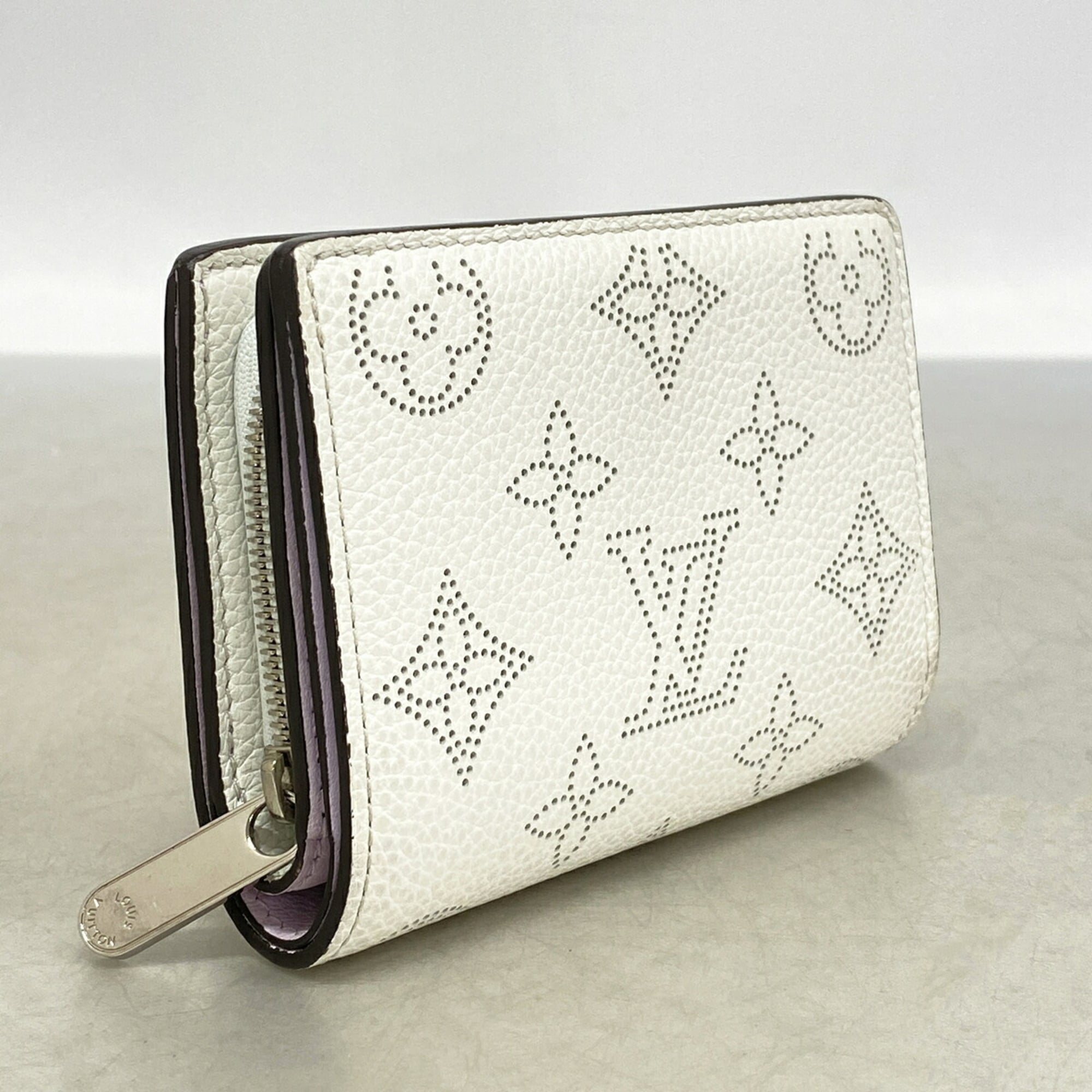 Louis Vuitton Blanc Wallet (Bi-Fold) (Pre-Owned)