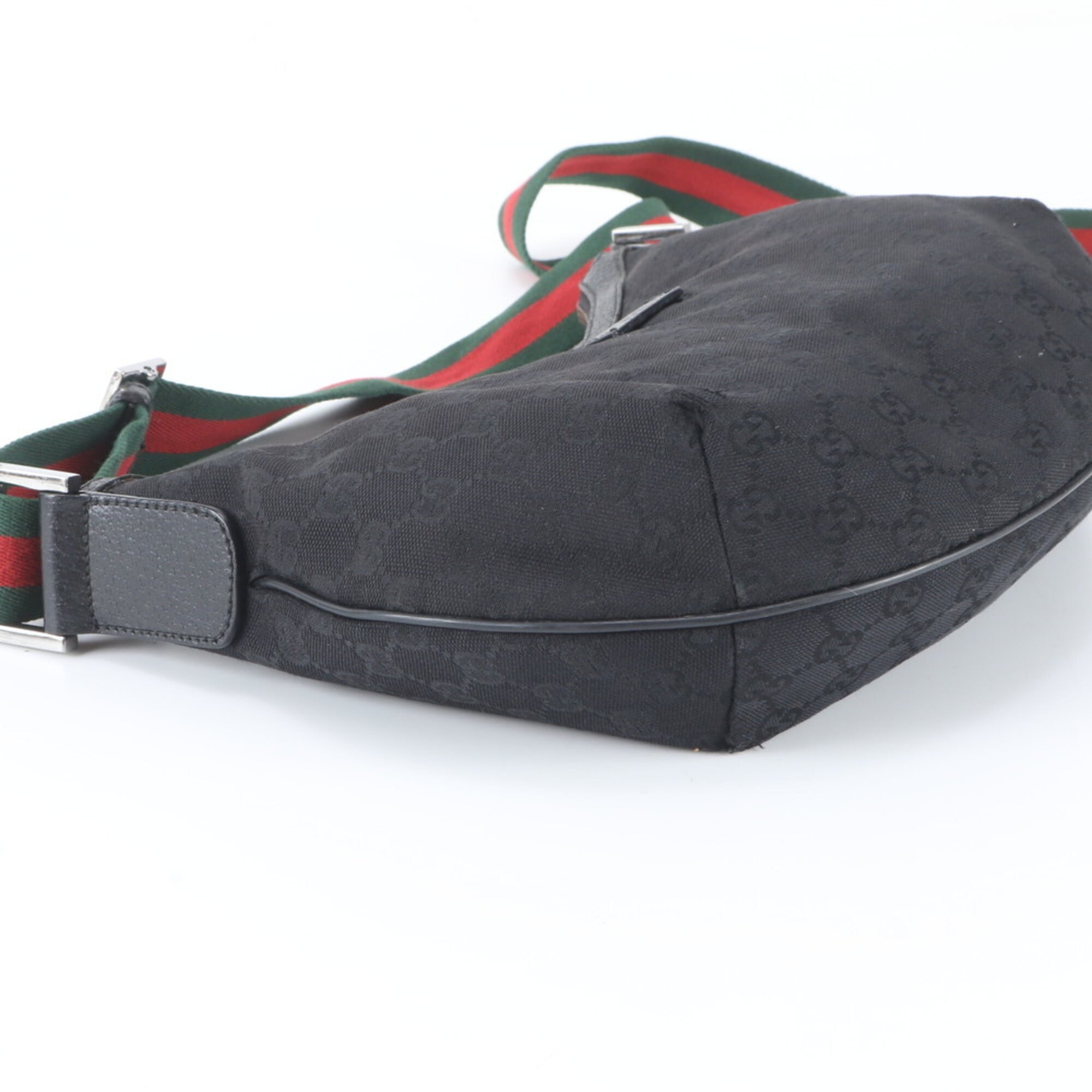 Gucci Gg Canvas Black Gg Canvas Shoulder Bag (Pre-Owned)