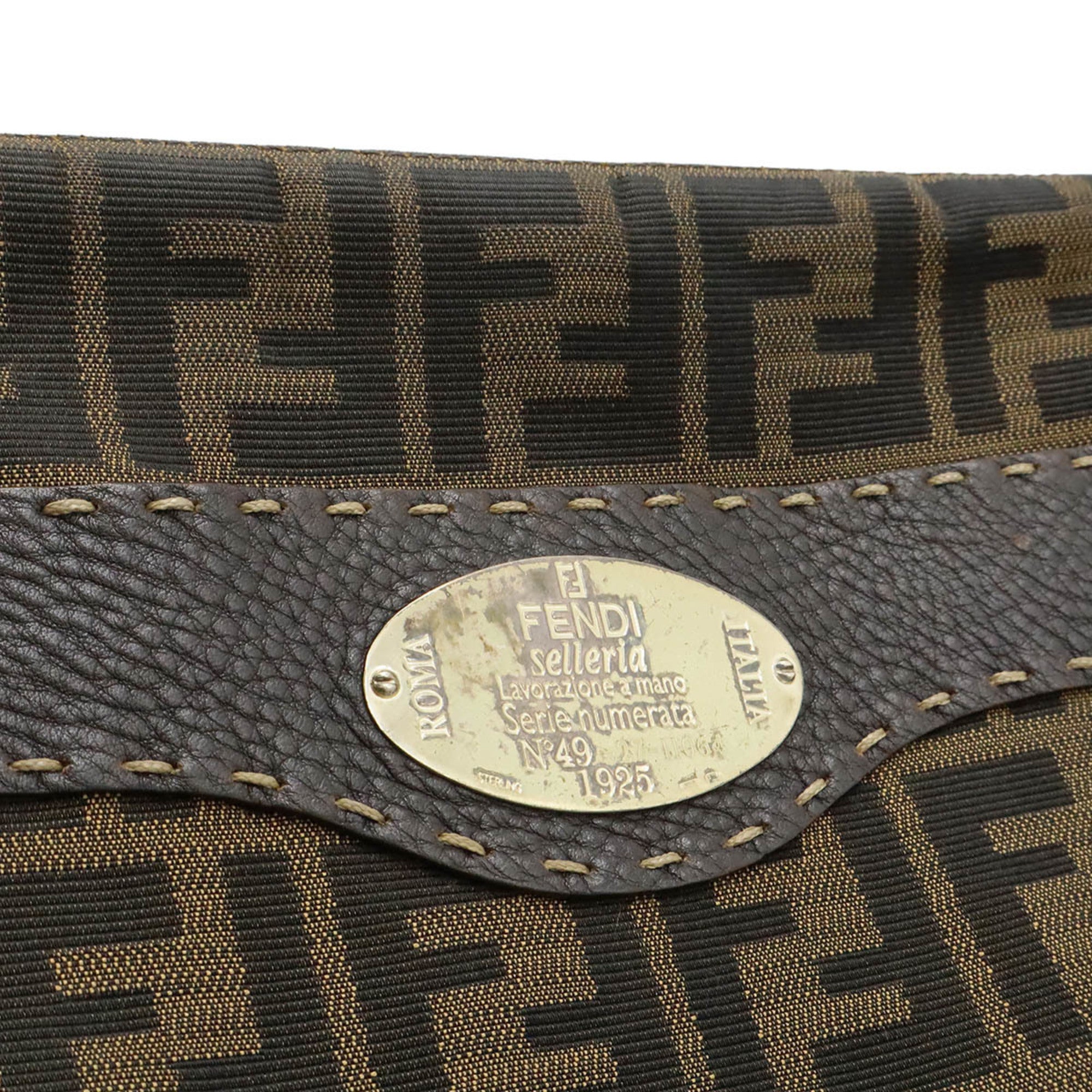 Fendi Brown Canvas Shoulder Bag (Pre-Owned)