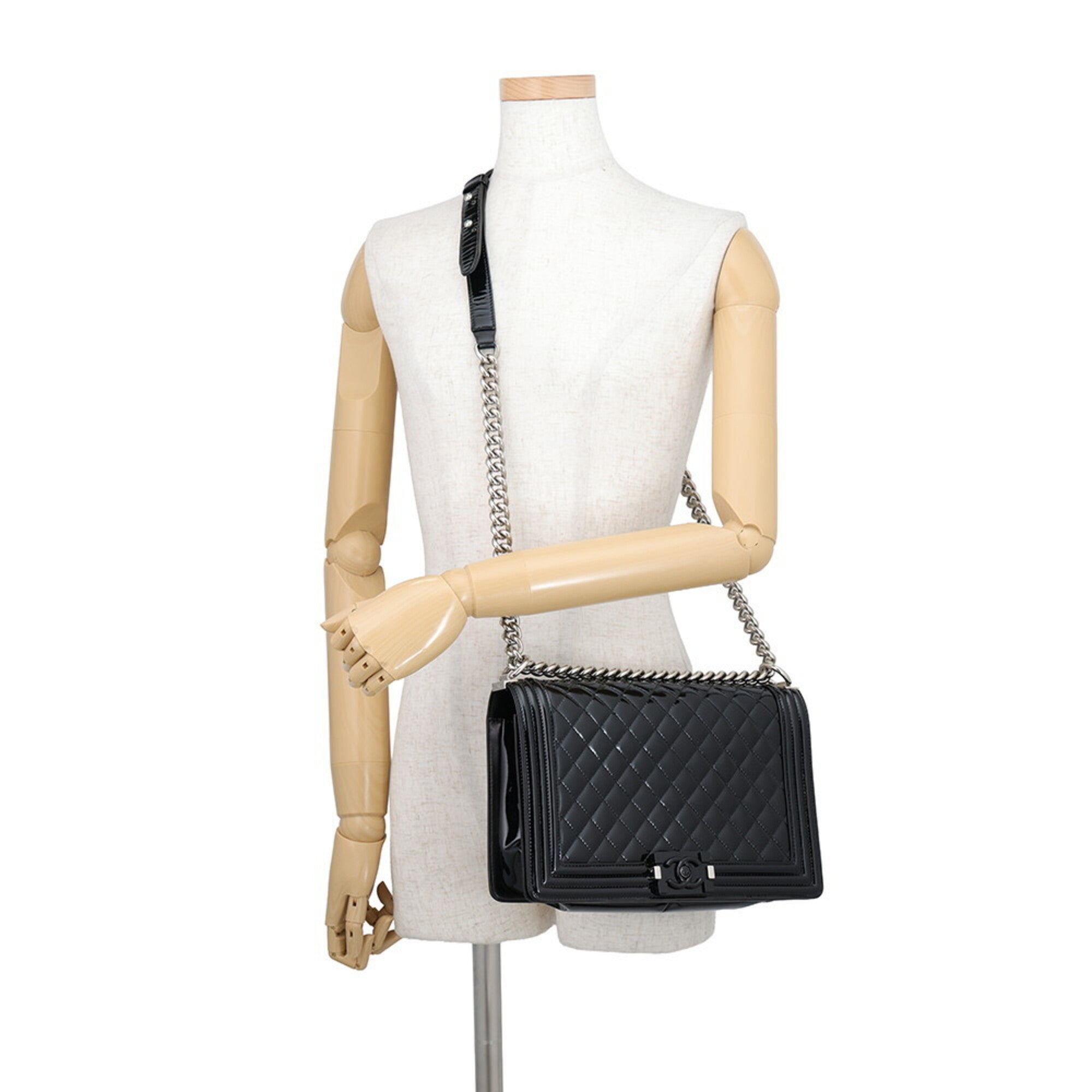 Chanel Matelasse Black Patent Leather Handbag Shoulder Bag (Pre-Owned)