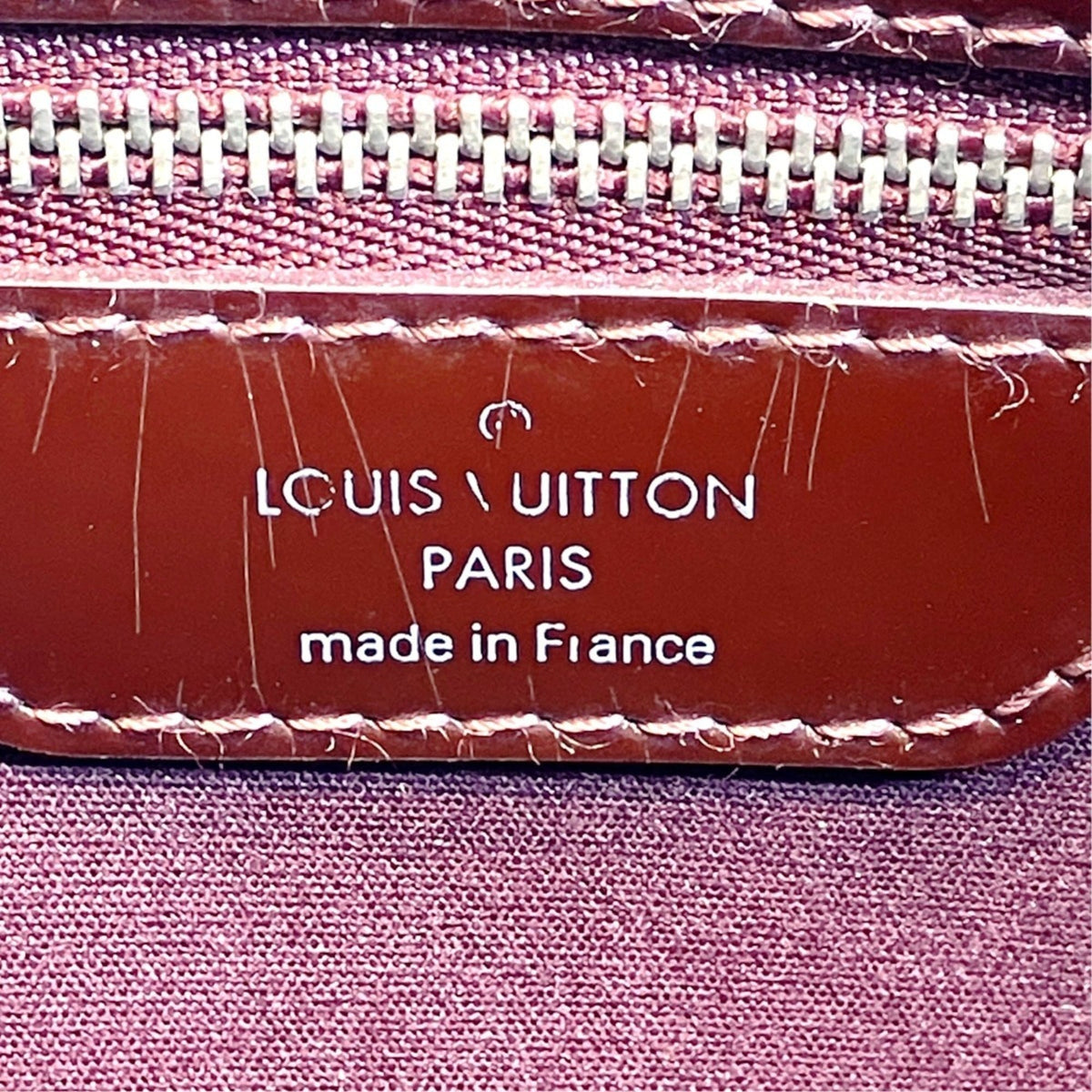 Louis Vuitton Galle Leather Handbag (Pre-Owned)