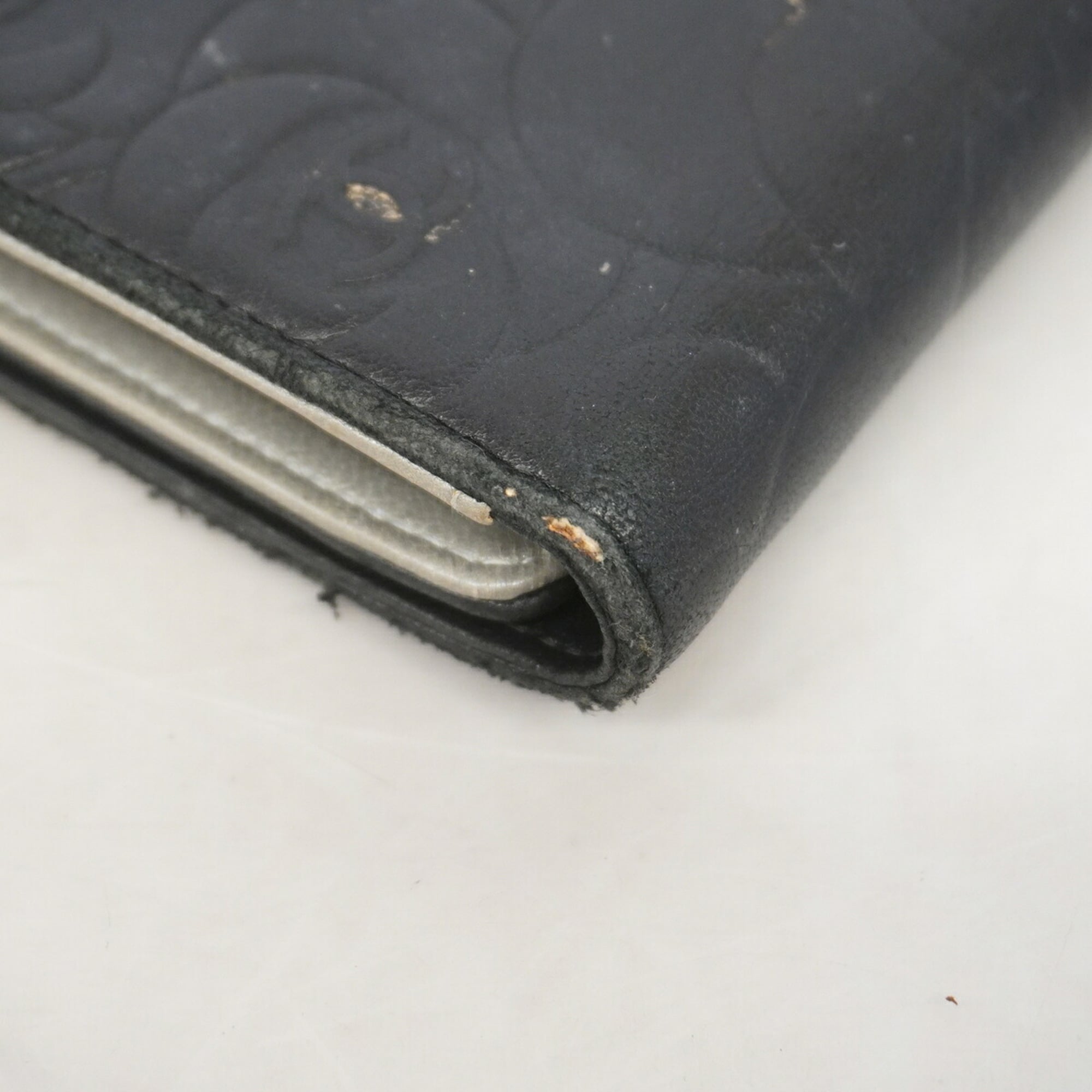 Chanel Black Leather Long Wallet (Tri-Fold) (Pre-Owned)