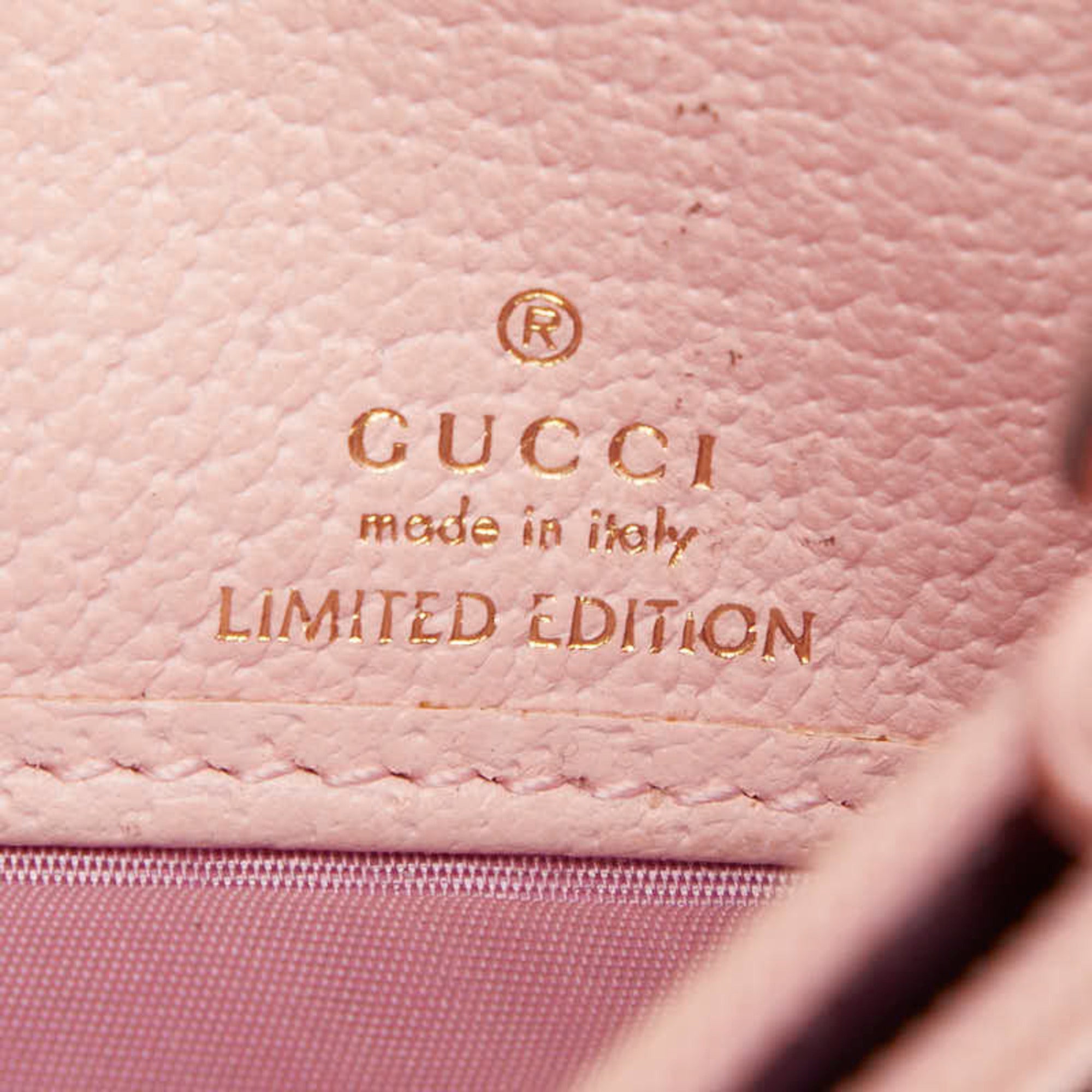 Gucci Multi-Color Pink Canvas Leather Chain/Shoulder Wallet (Pre-Owned)