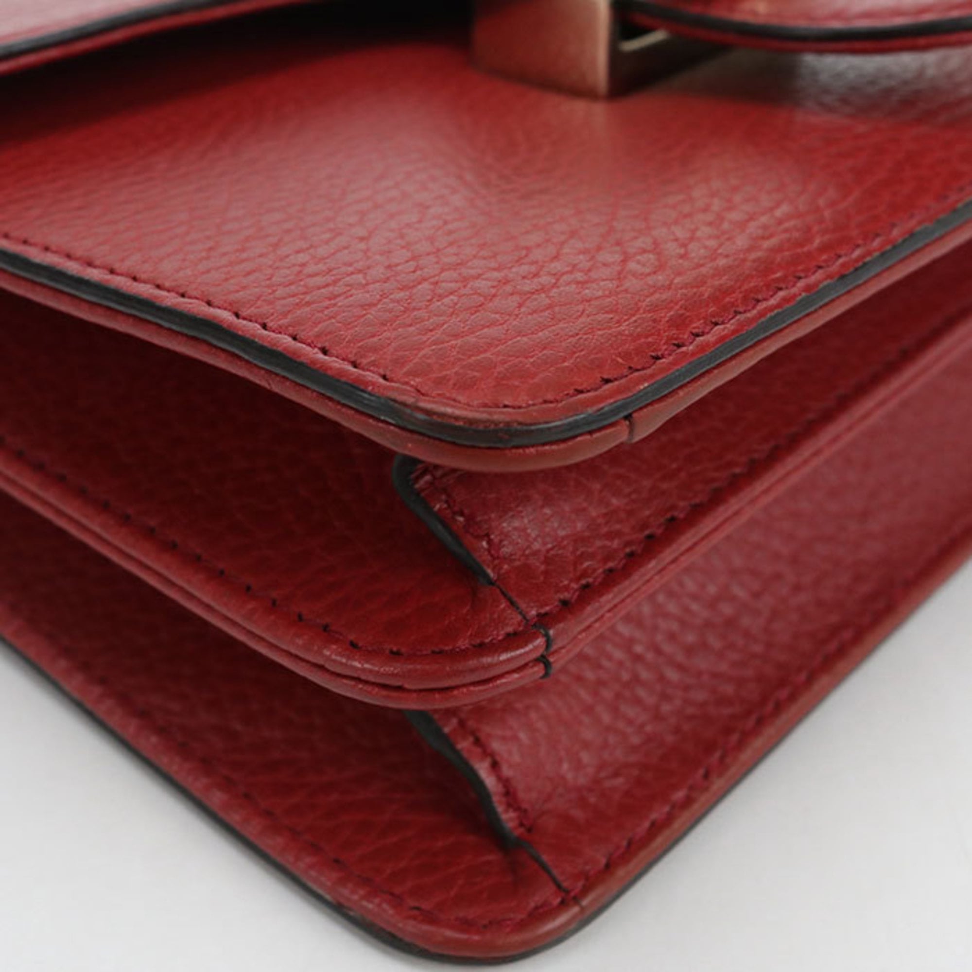 Gucci Red Color Leather Shoulder Bag (Pre-Owned)