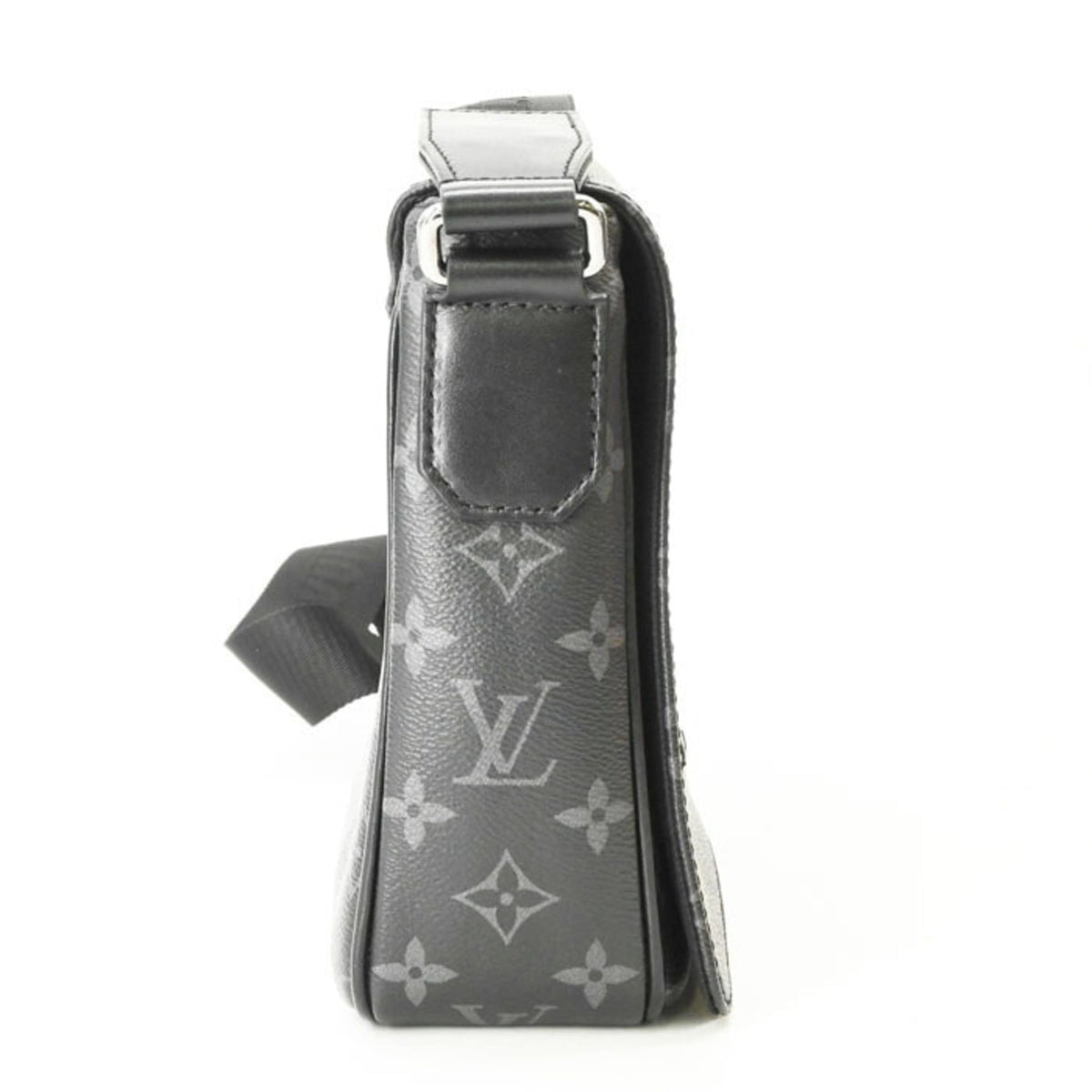Louis Vuitton Black Monogram Eclipse Messenger Bag (Pre-Owned)