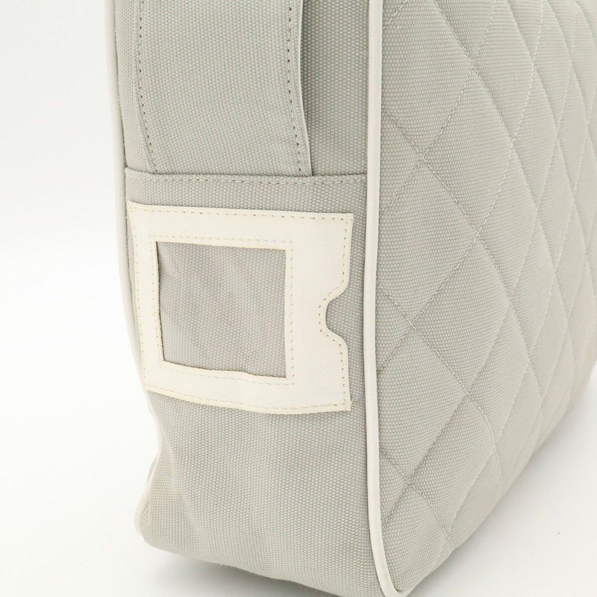 Chanel Gray White Canvas Leather Shoulder Bag (Pre-Owned)
