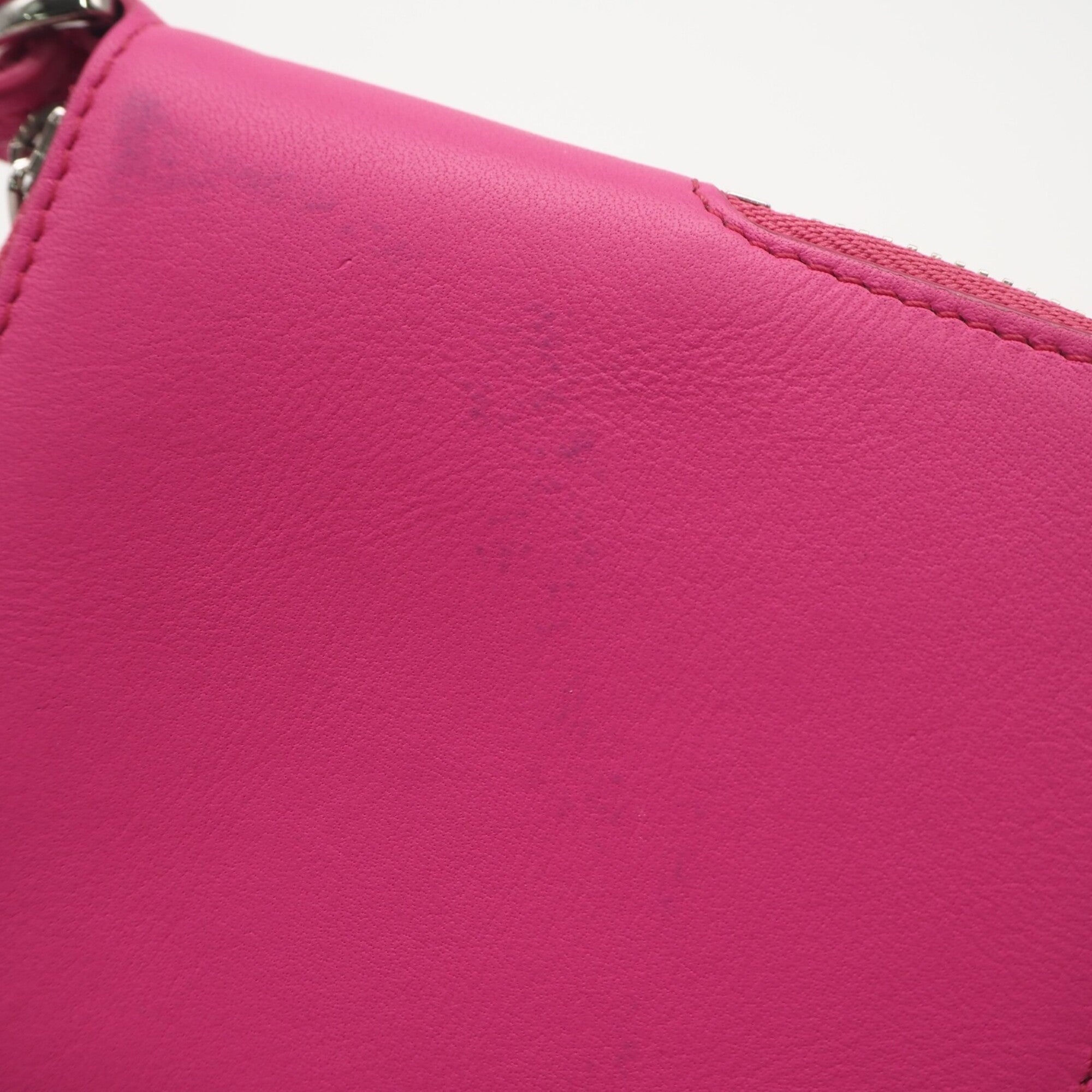 Loewe Pink Leather Coin Purse/Coin Case (Pre-Owned)