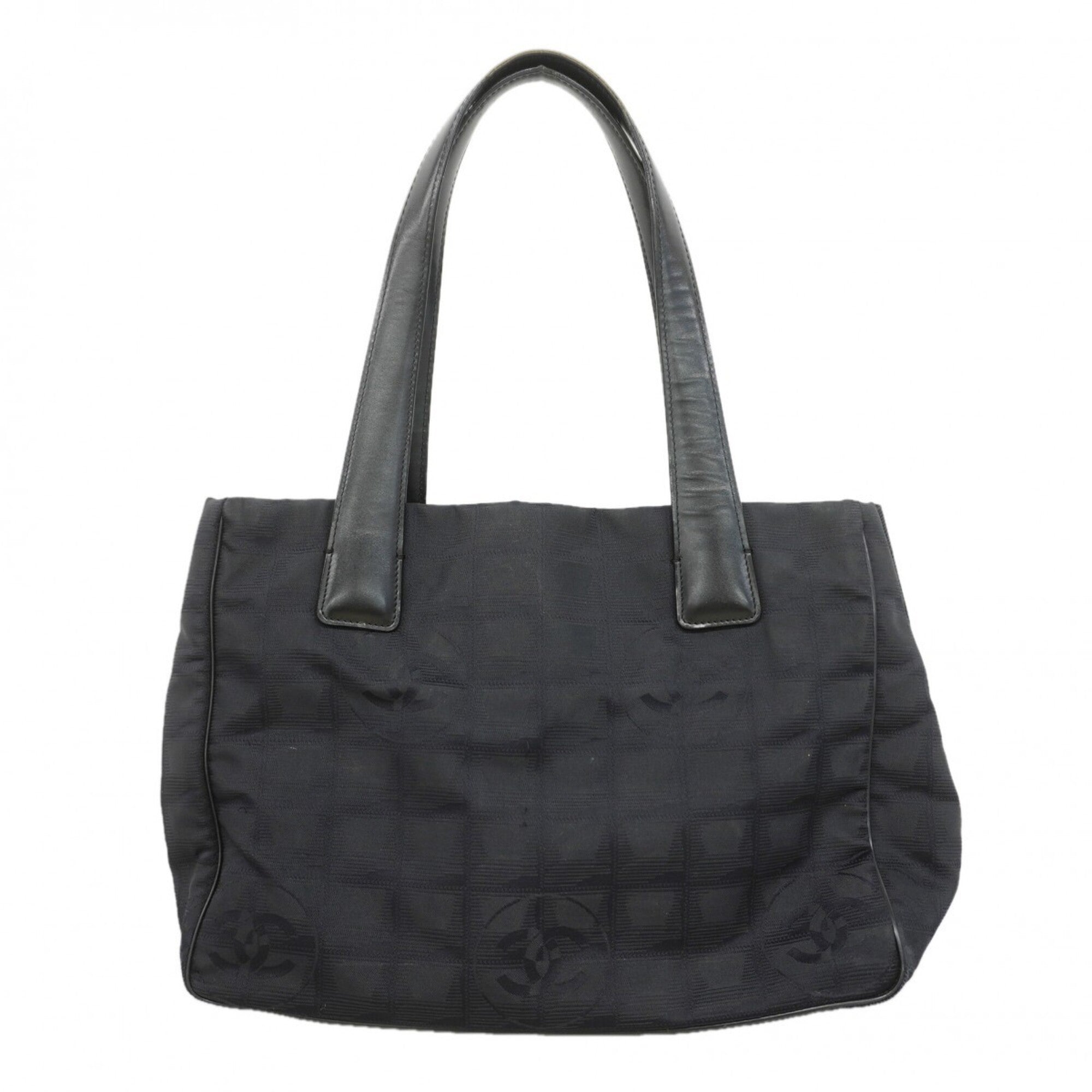 Chanel Black Nylon Tote Bag (Pre-Owned)