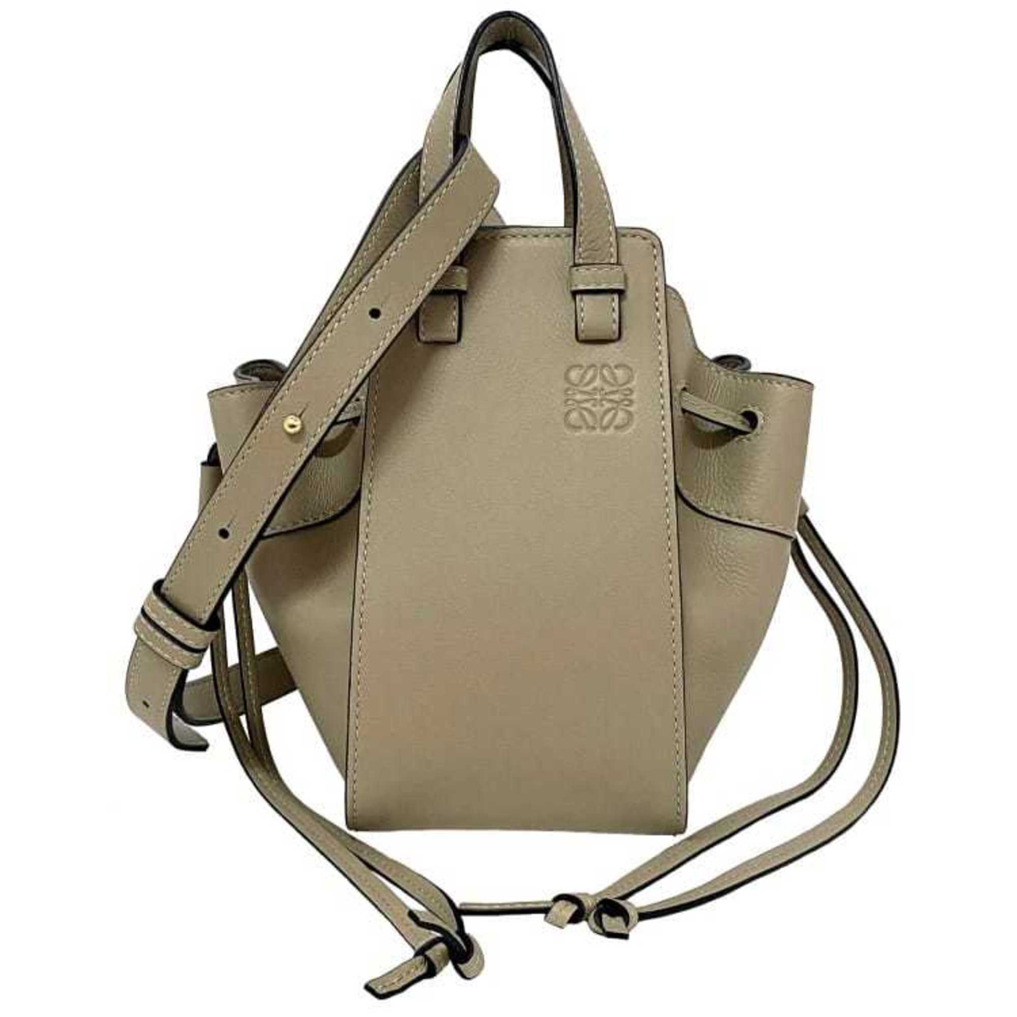 Loewe Hammock Beige Leather Handbag Shoulder Bag (Pre-Owned)