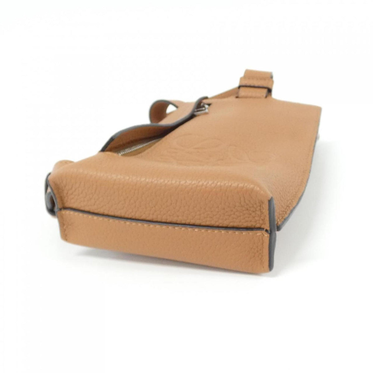 Loewe Brown Leather Shoulder Bag (Pre-Owned)