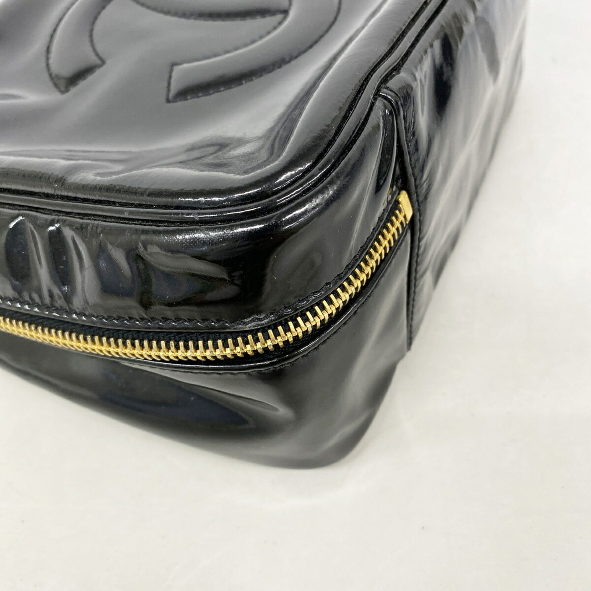 Chanel Black Patent Leather Vanity Bag (Pre-Owned)