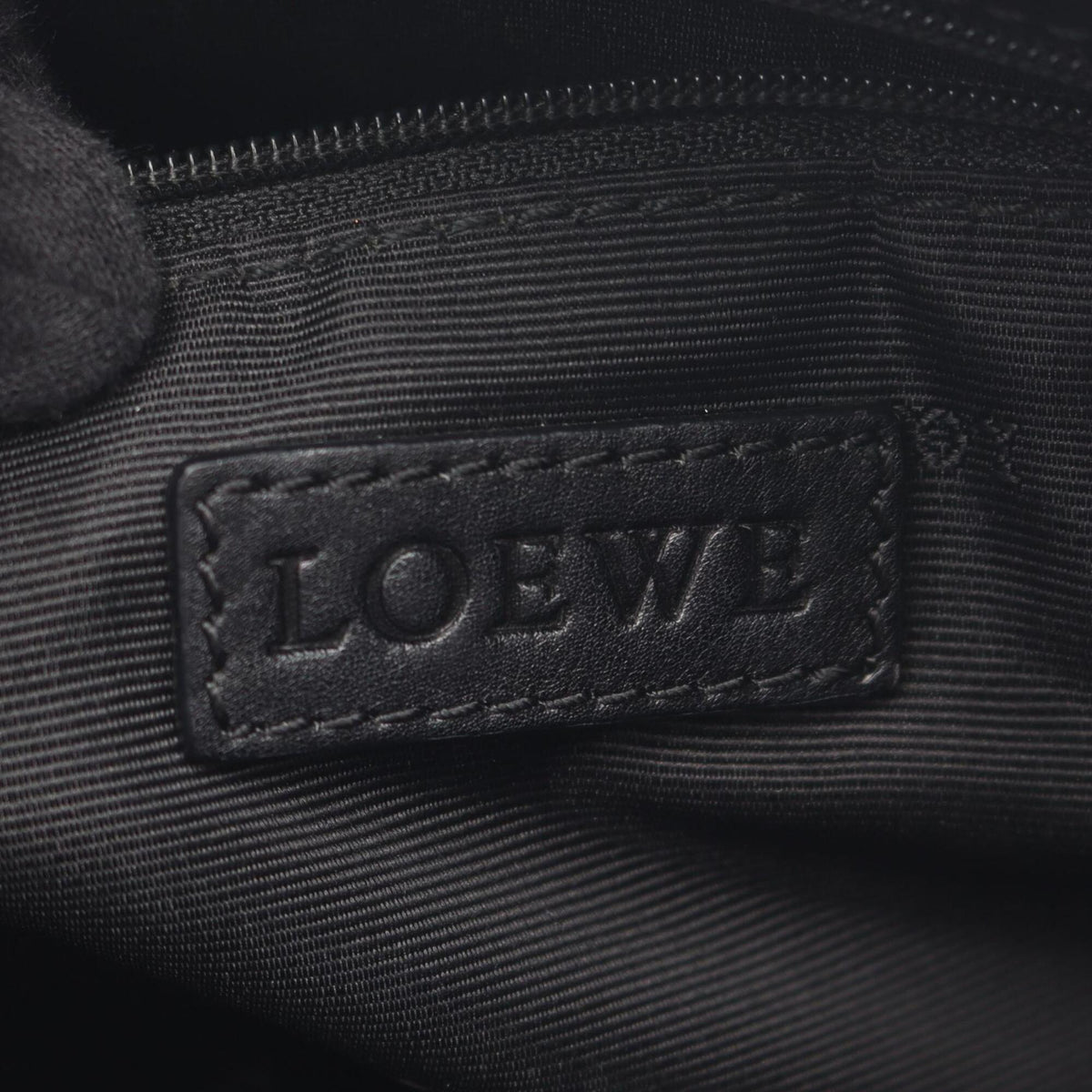 Loewe Black Leather Handbag Shoulder Bag (Pre-Owned)