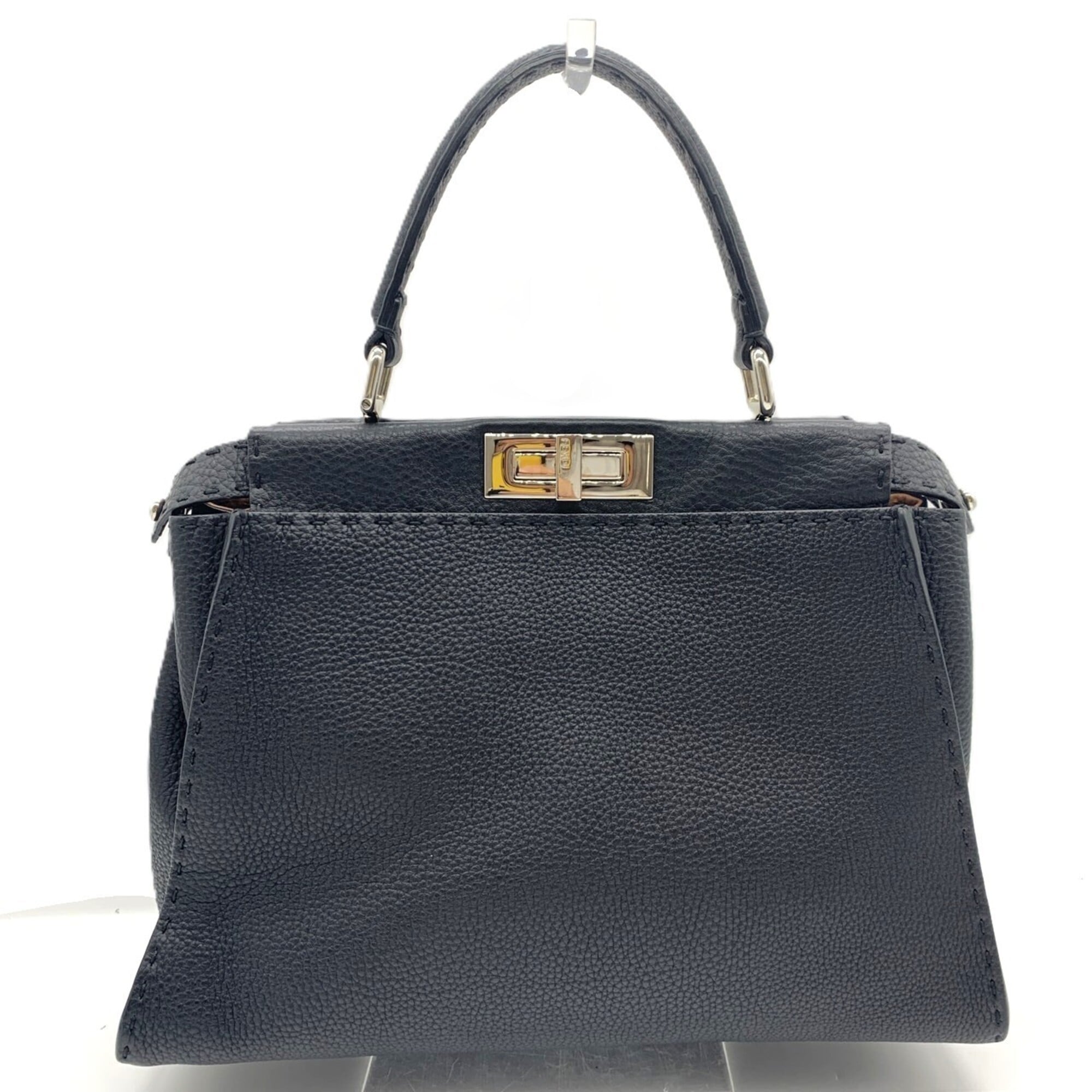 Fendi Black Leather Shoulder Bag (Pre-Owned)