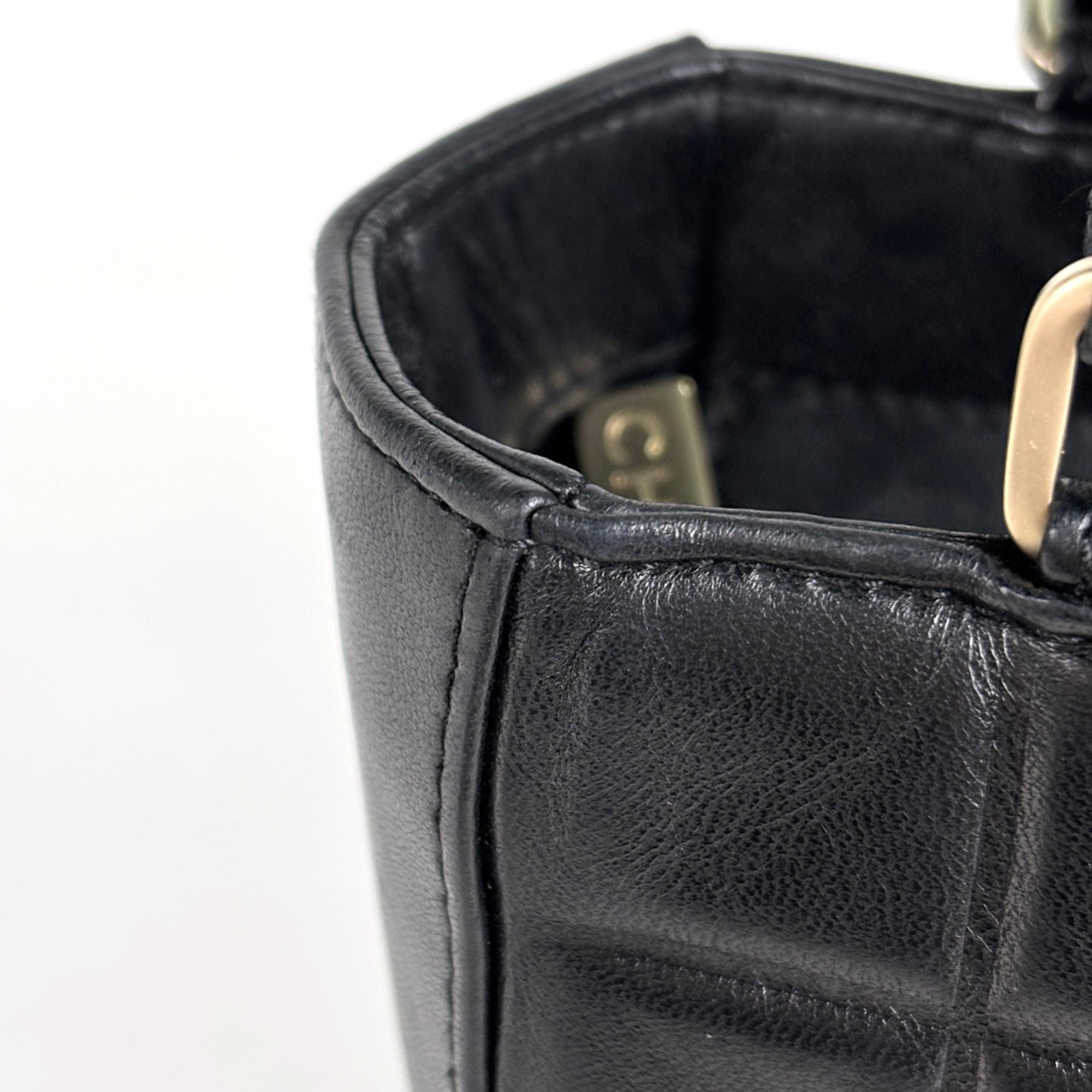 Chanel Chocolate Bar Black Leather Tote Bag (Pre-Owned)