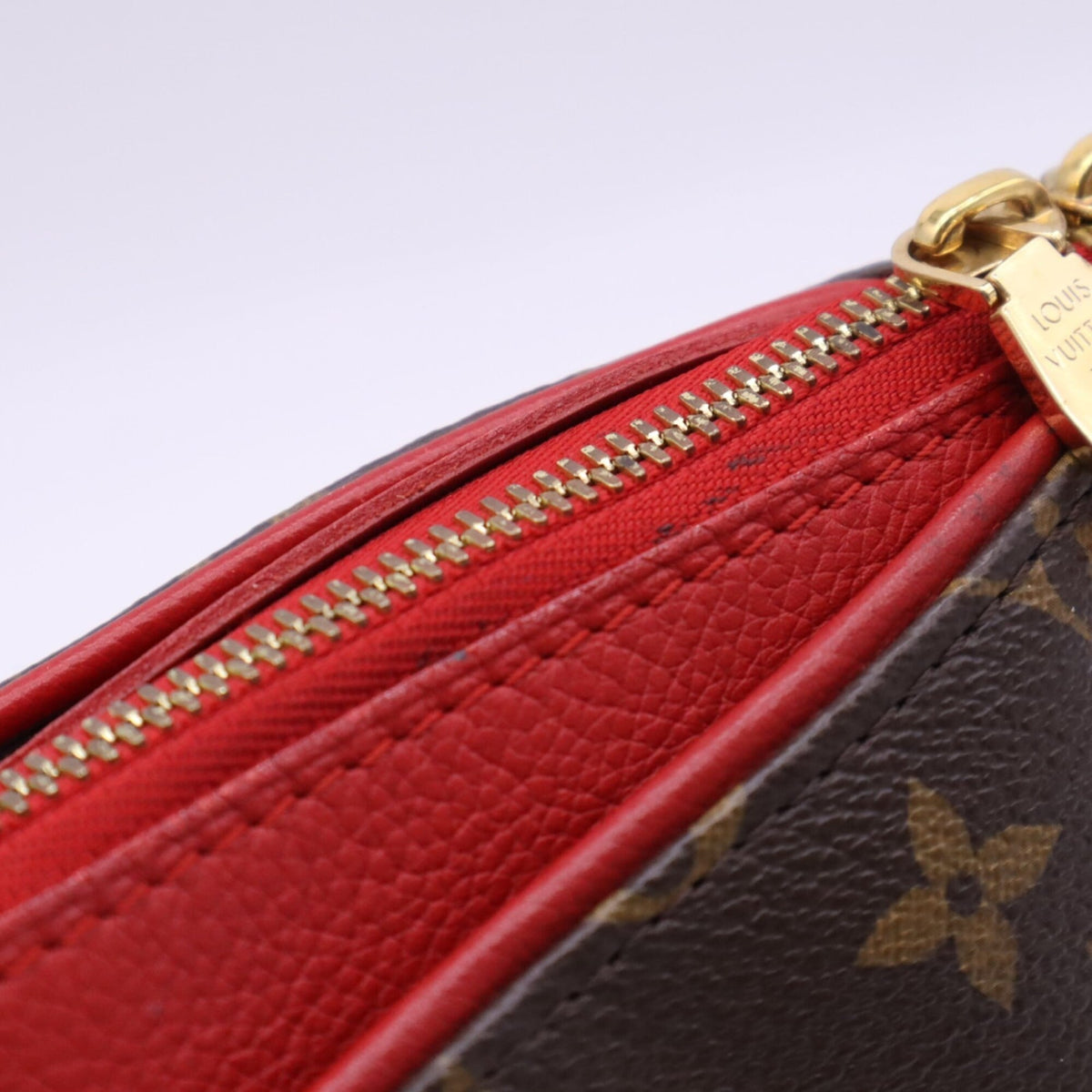 Louis Vuitton Beige Brown Coated Canvas Leather Handbag (Pre-Owned)