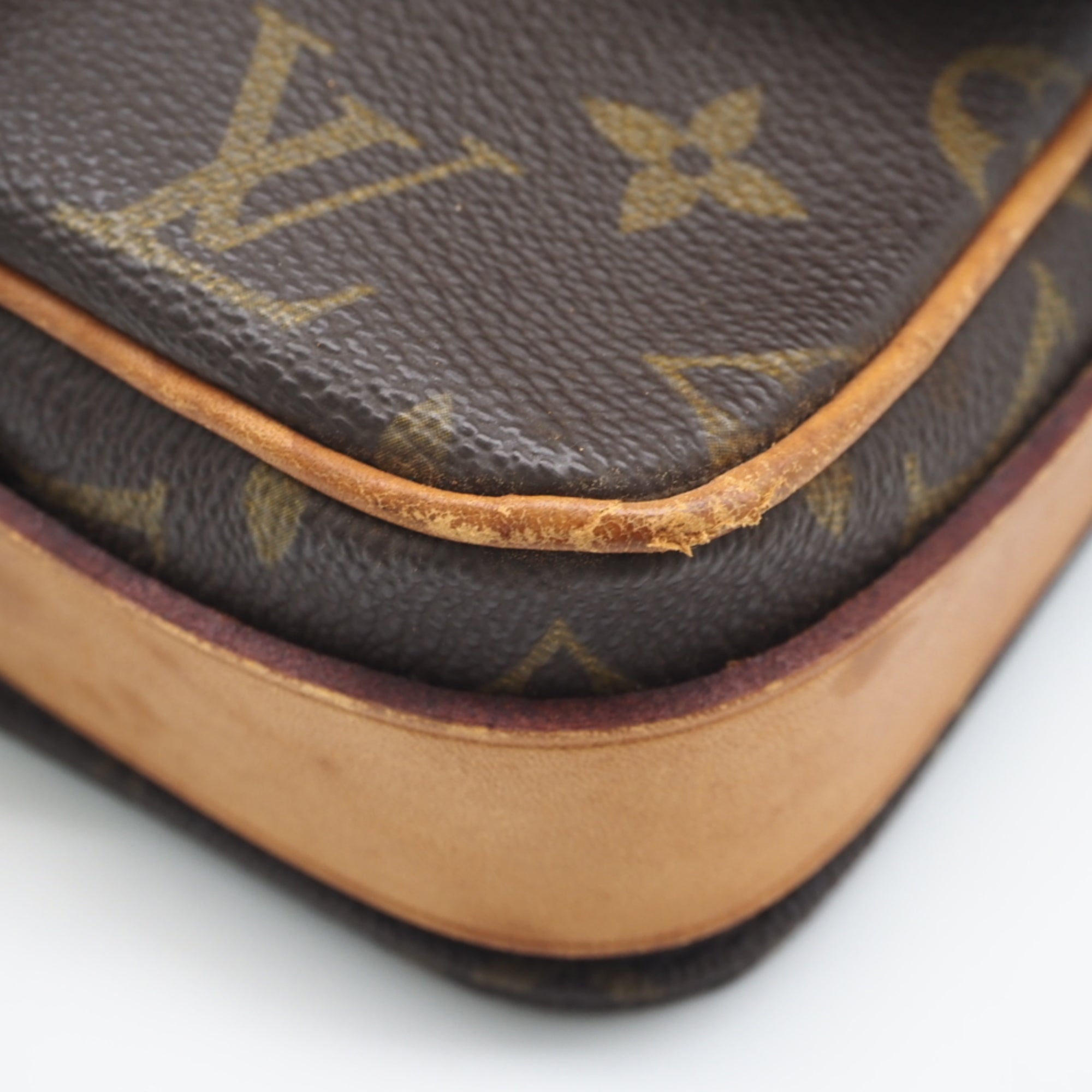 Louis Vuitton Monogram Beige Brown Coated Canvas Leather Shoulder Bag (Pre-Owned)