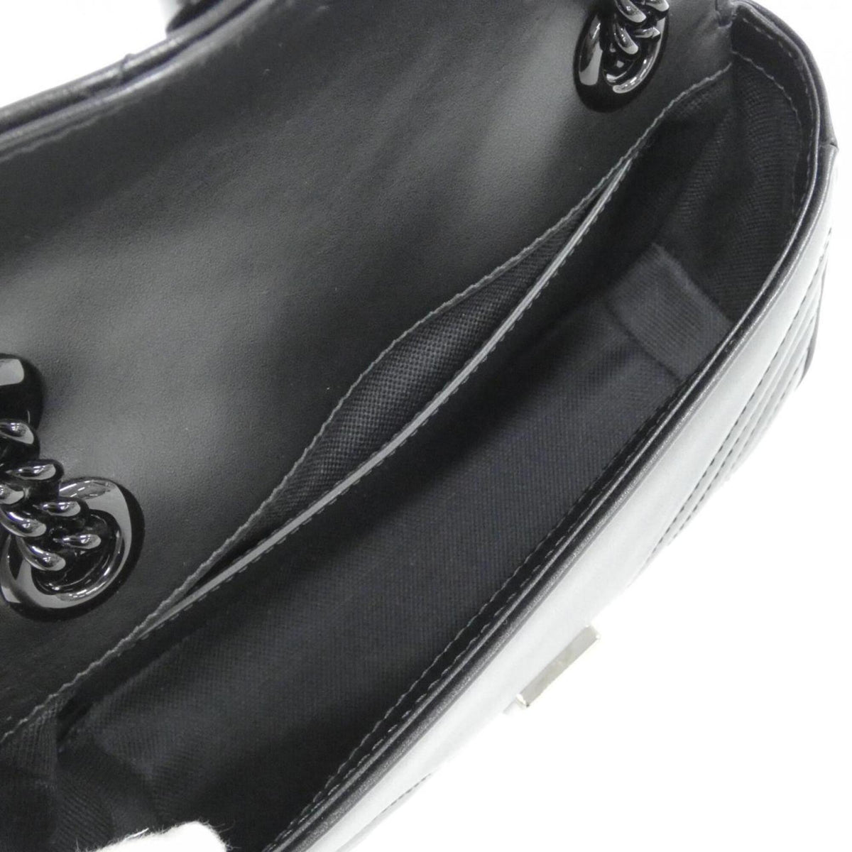 Gucci Black Quilting Leather Shoulder Bag (Pre-Owned)