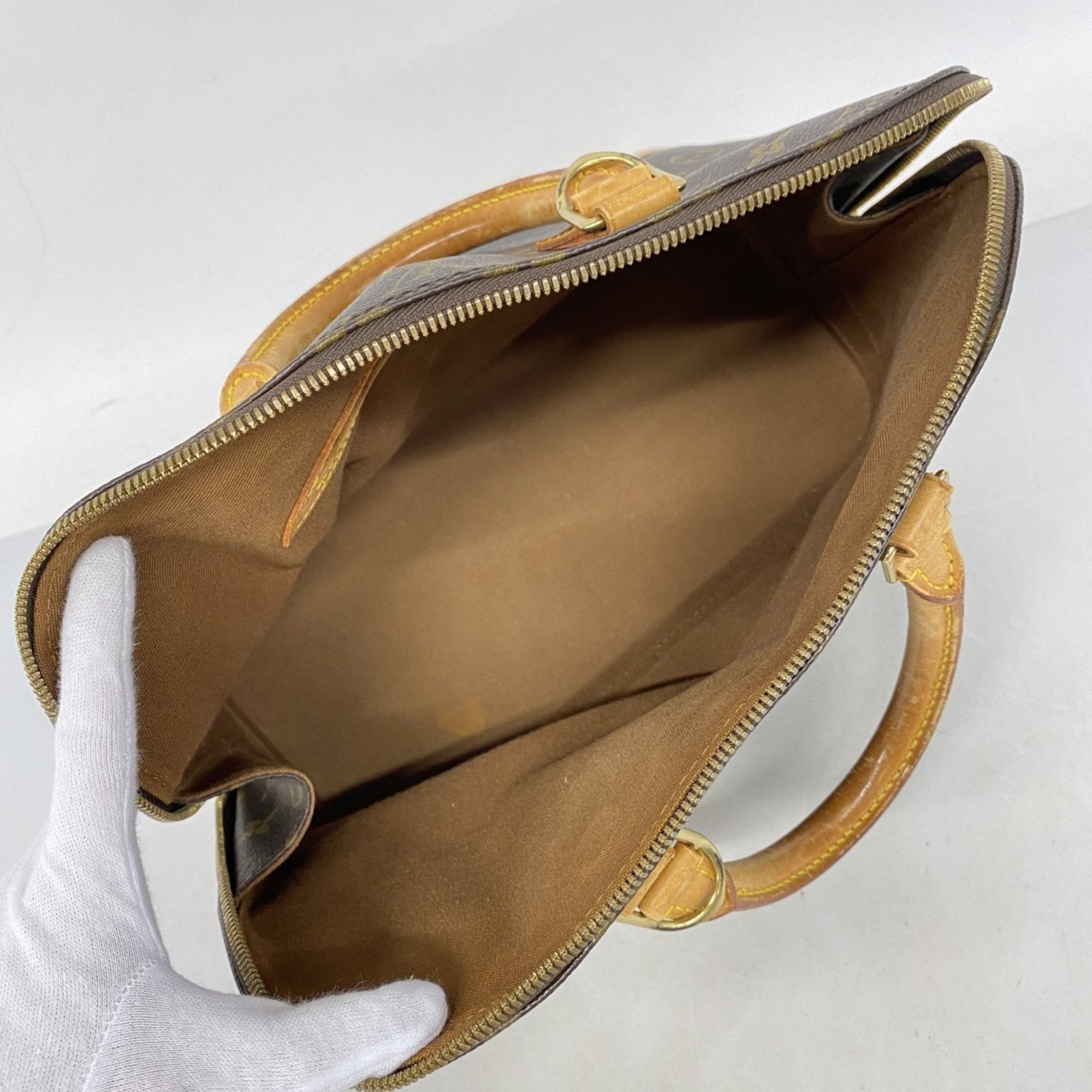 Louis Vuitton Brown Handbag (Pre-Owned)