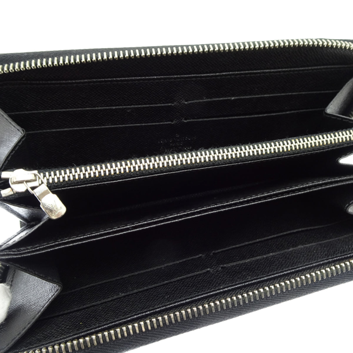 Louis Vuitton Black Noir Epi Leather Long Wallet (Bi-Fold) (Pre-Owned)