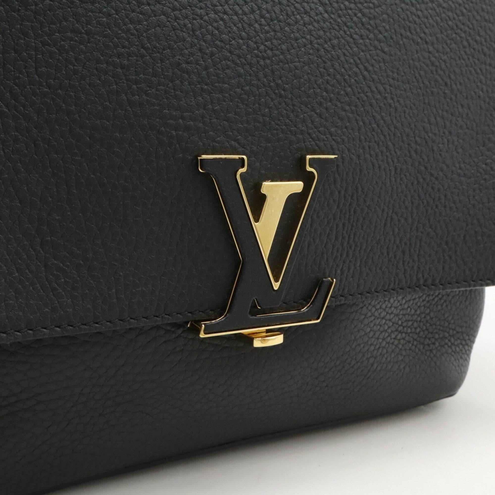 Louis Vuitton Noir Leather Handbag Shoulder Bag (Pre-Owned)