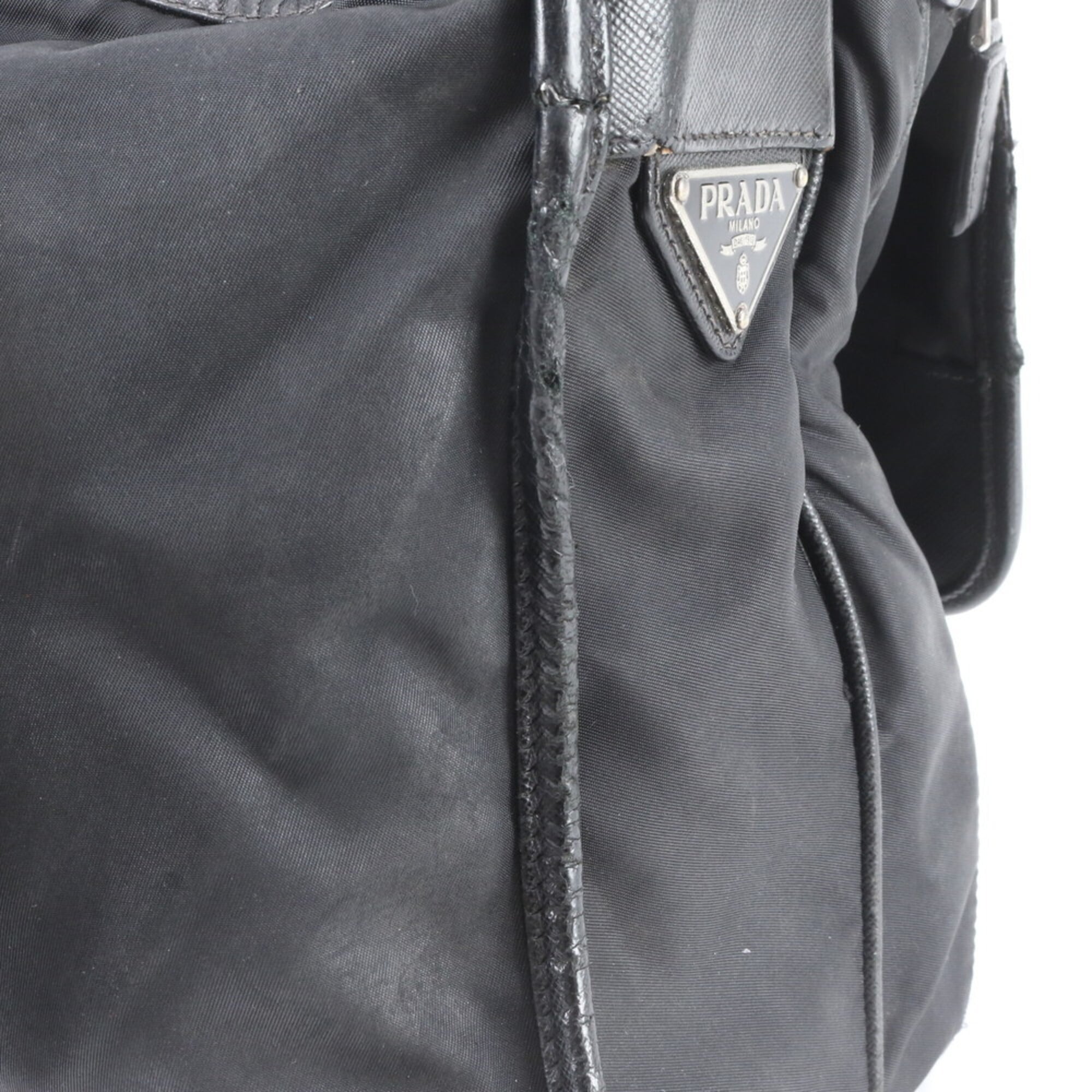 Prada Black Nylon Leather Shoulder Bag (Pre-Owned)