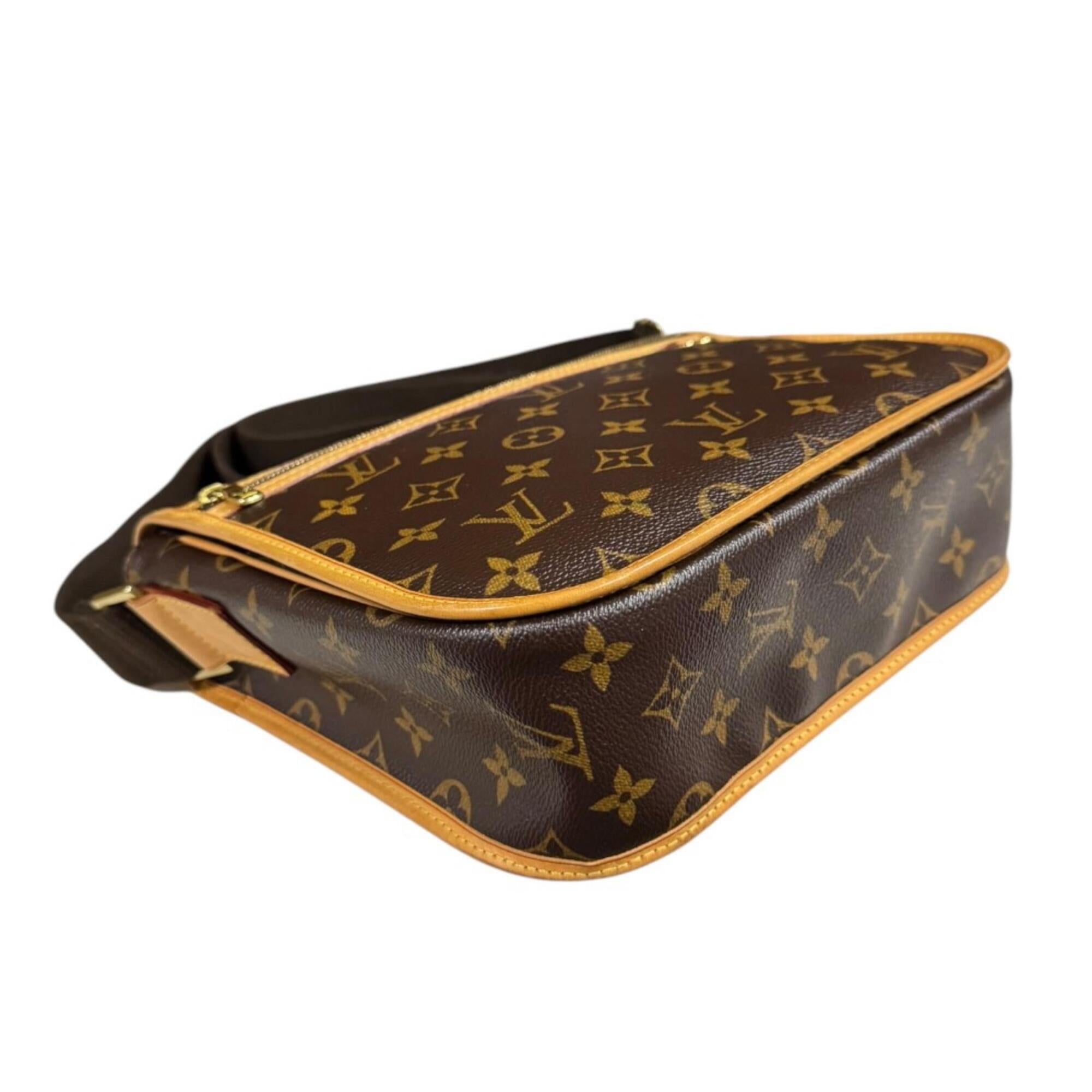 Louis Vuitton Monogram Brown Monogram Shoulder Bag (Pre-Owned)