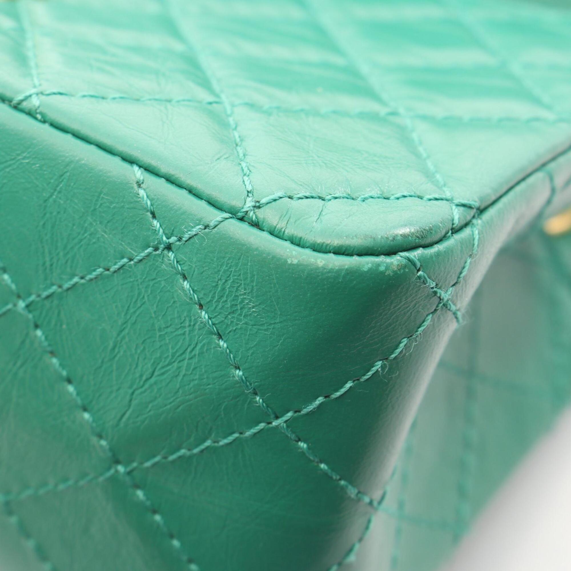 Chanel Green Leather Handbag Shoulder Bag (Pre-Owned)