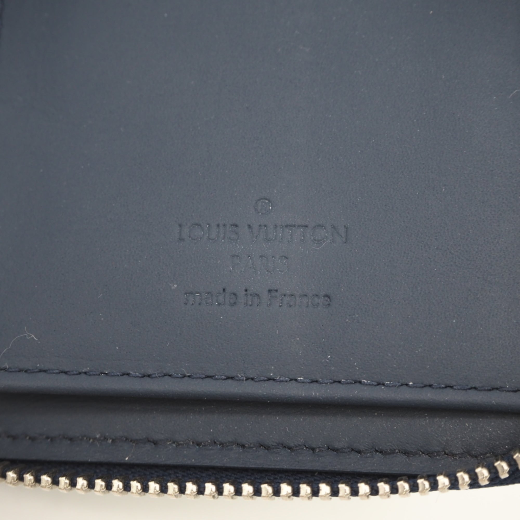 Louis Vuitton Navy Leather Long Wallet (Bi-Fold) (Pre-Owned)
