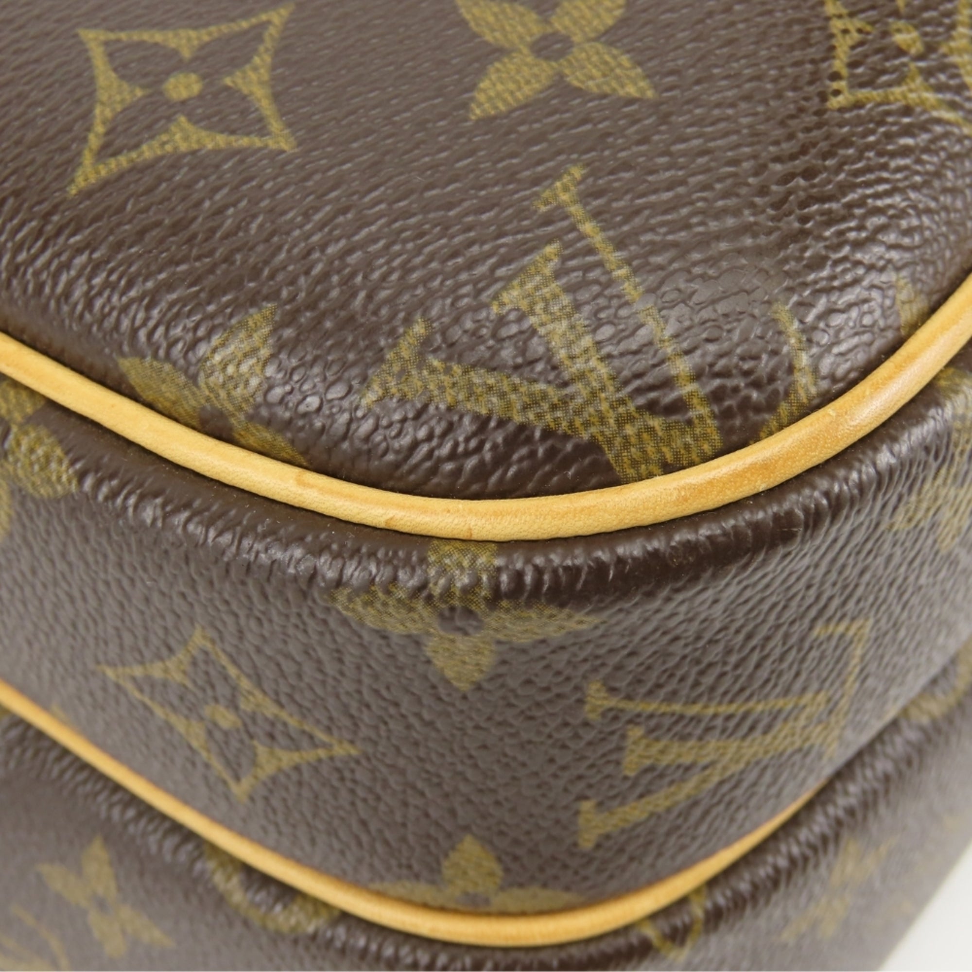 Louis Vuitton Brown Monogram Leather Shoulder Bag (Pre-Owned)