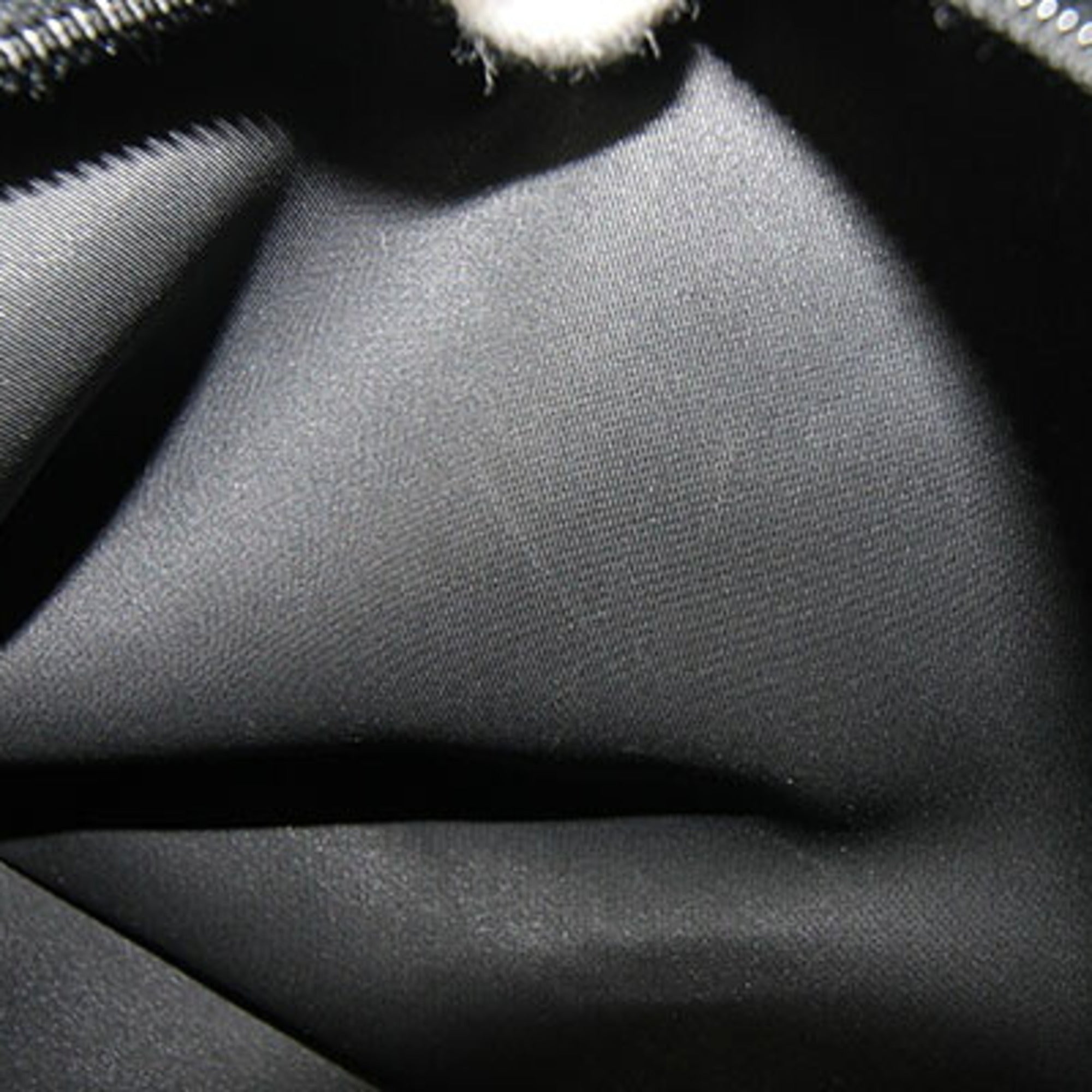 Prada Black Nylon Leather Shoulder Bag (Pre-Owned)