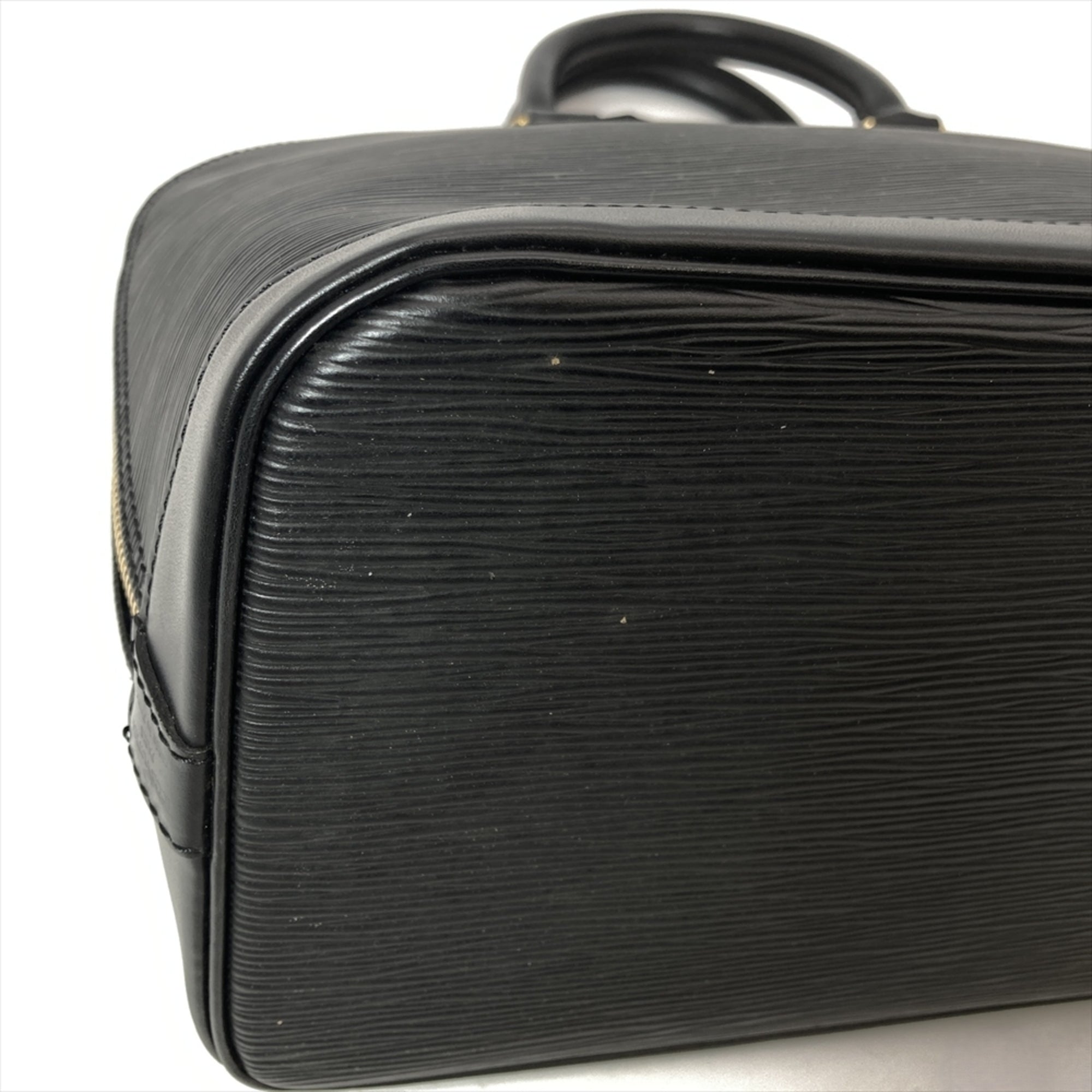 Louis Vuitton Epi Black Noir Epi Leather Handbag (Pre-Owned)